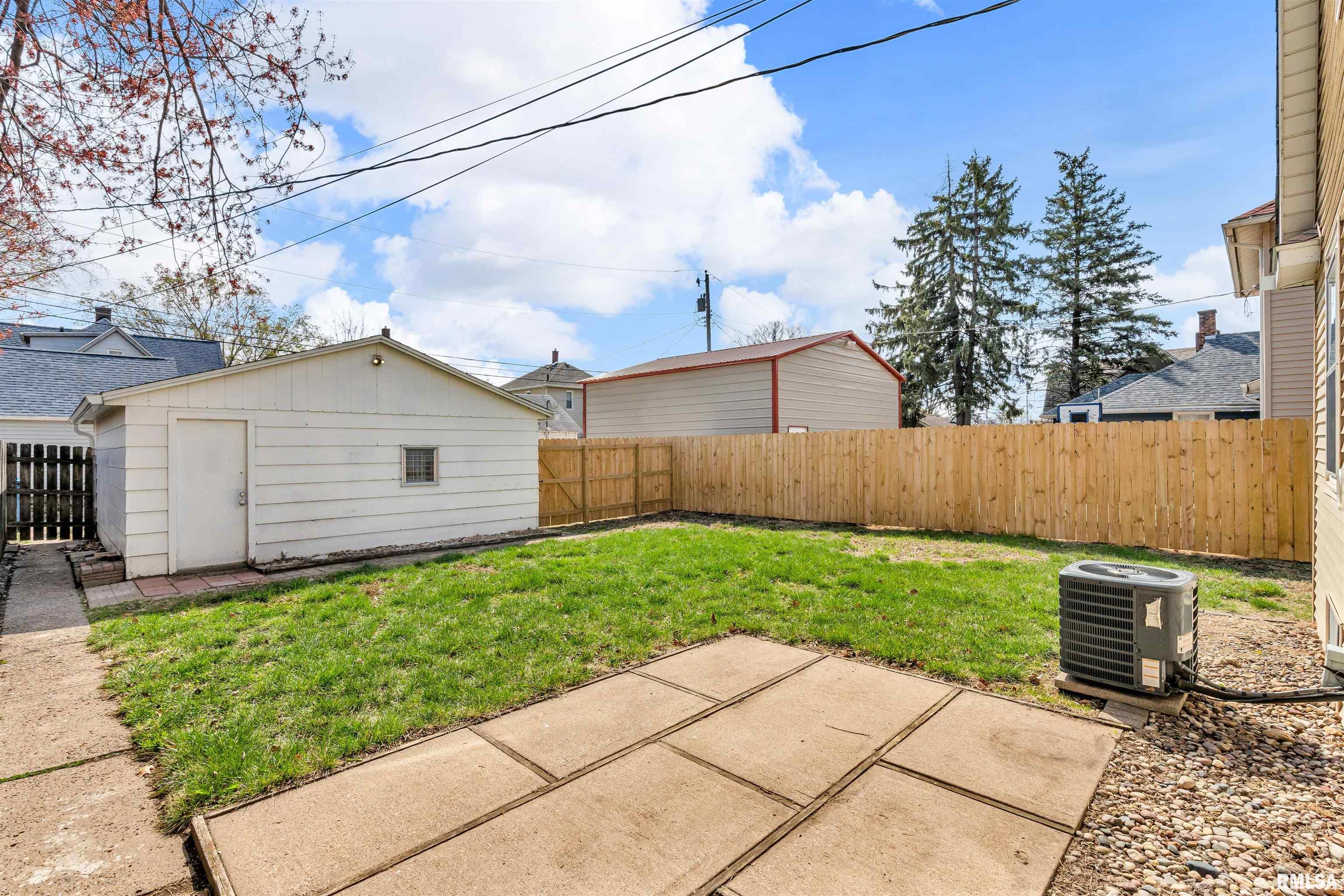 1433 40th Street, Rock Island, Illinois image 5