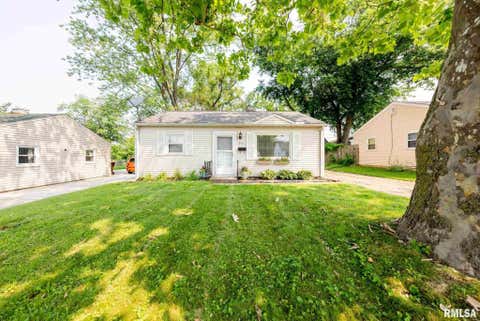 Homes For Sale - 915 W Purtscher Drive<br/> Peoria, IL 61614