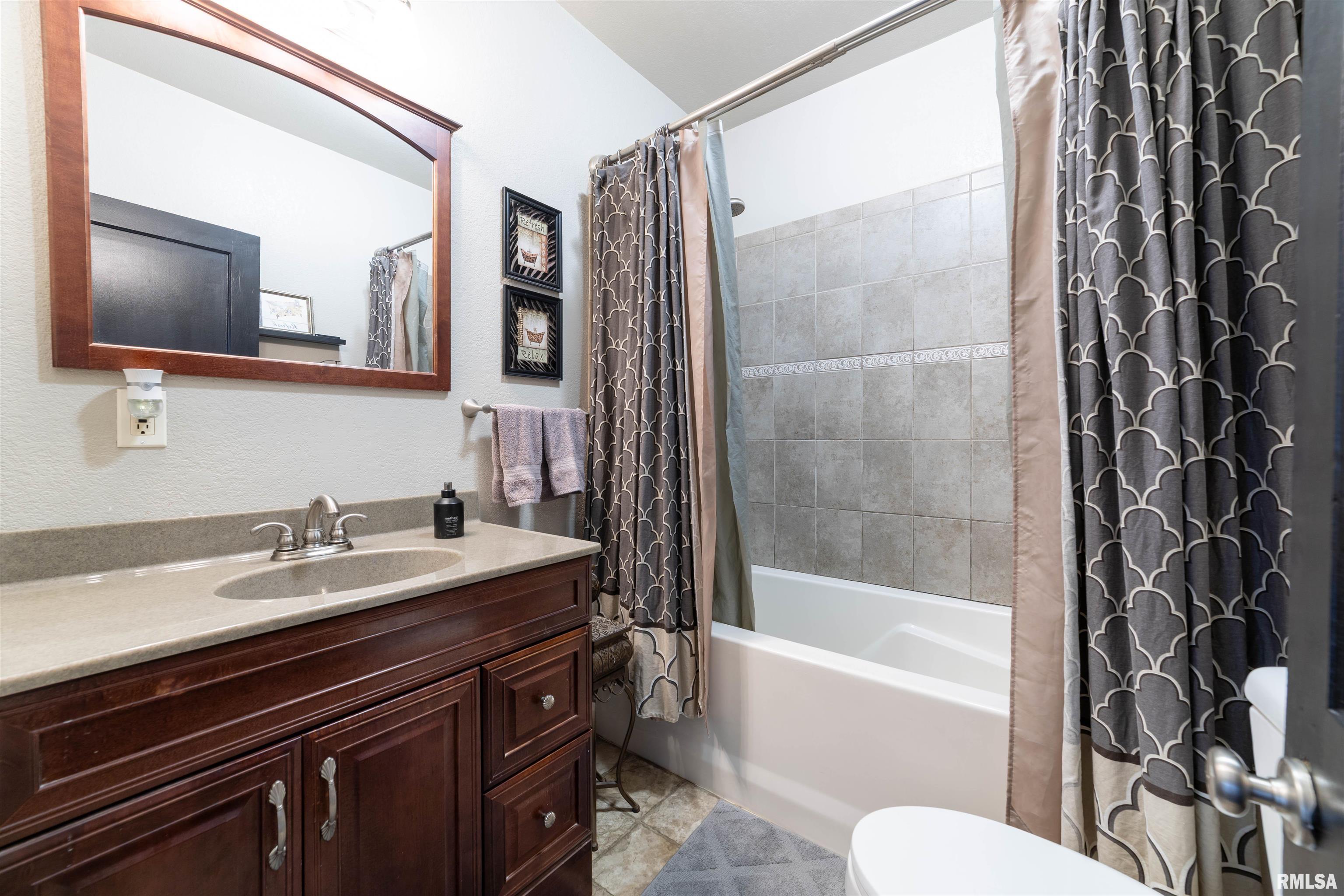 1427 Spruce Street, Quincy, Illinois image 14