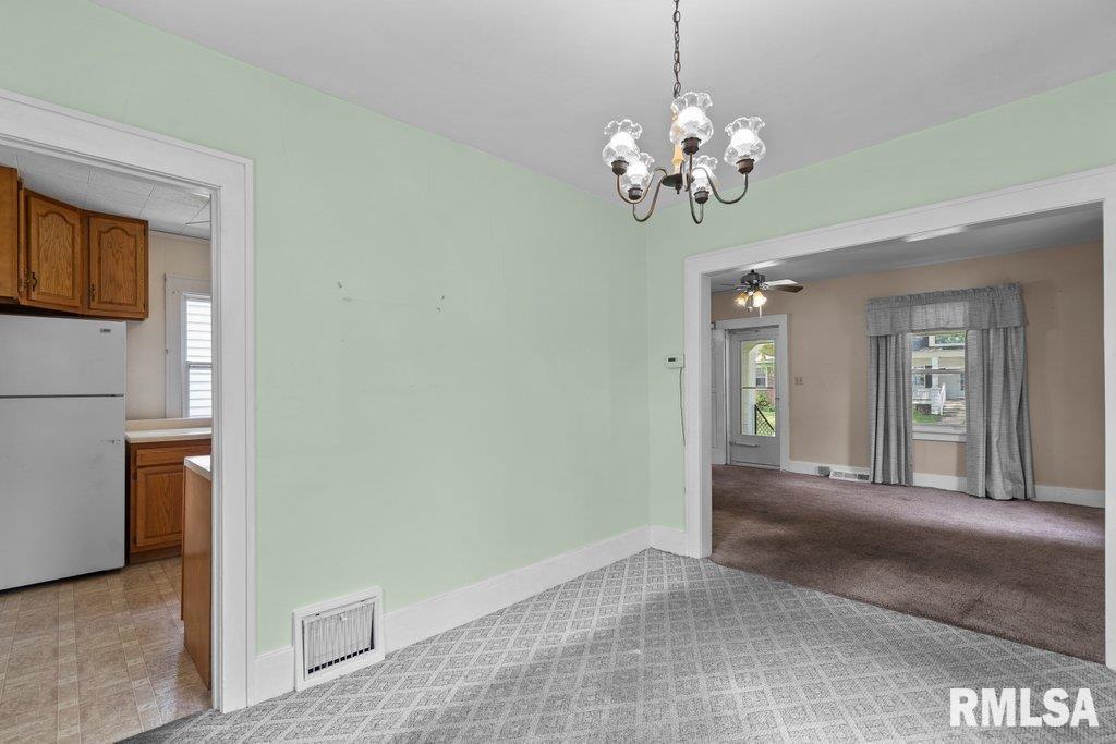 546 21st Avenue, Moline, Illinois image 11