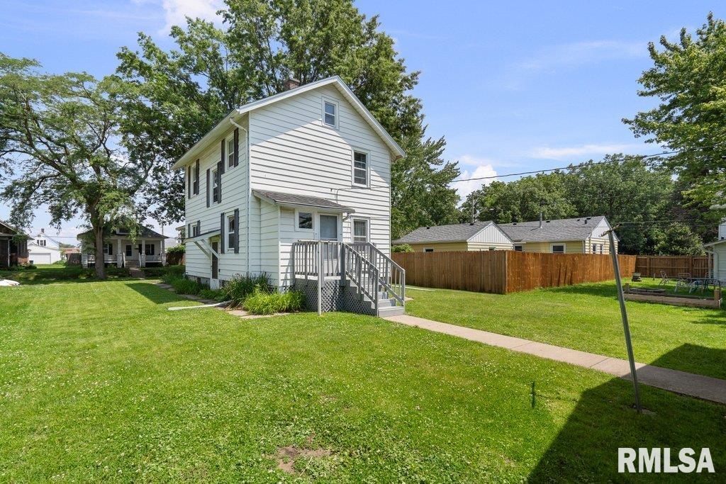 546 21st Avenue, Moline, Illinois image 26