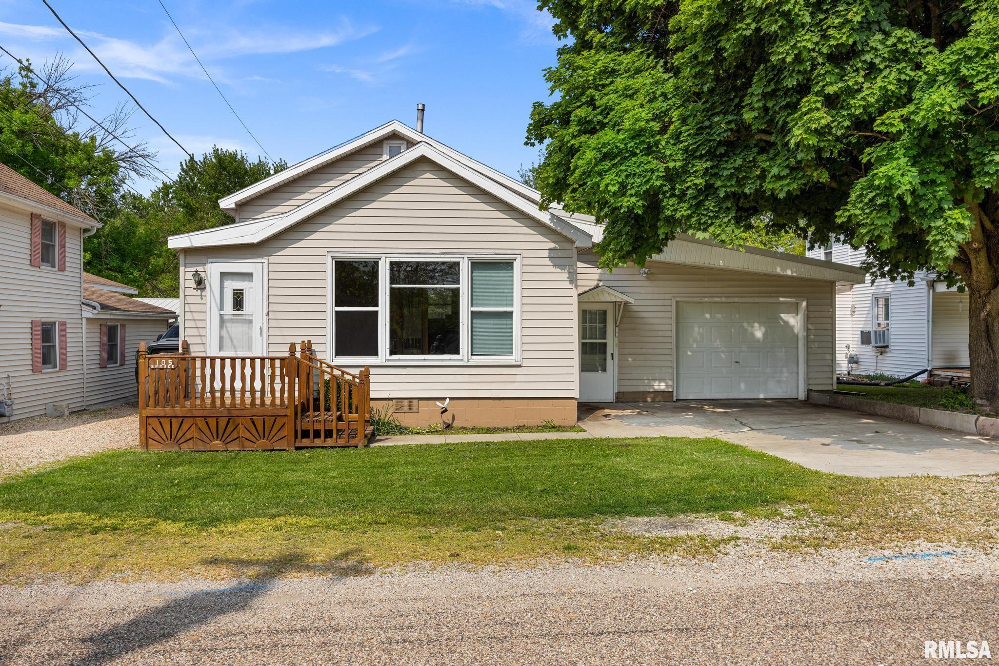 105 S Spruce Street, Delavan, Illinois image 1