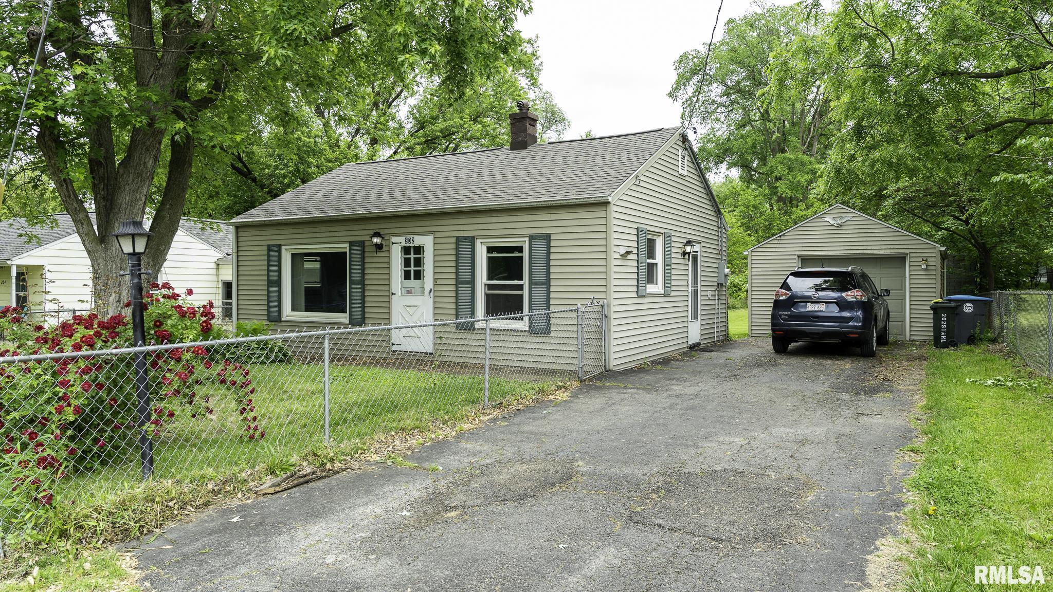 202 Stahl Avenue, Washington, Illinois image 5