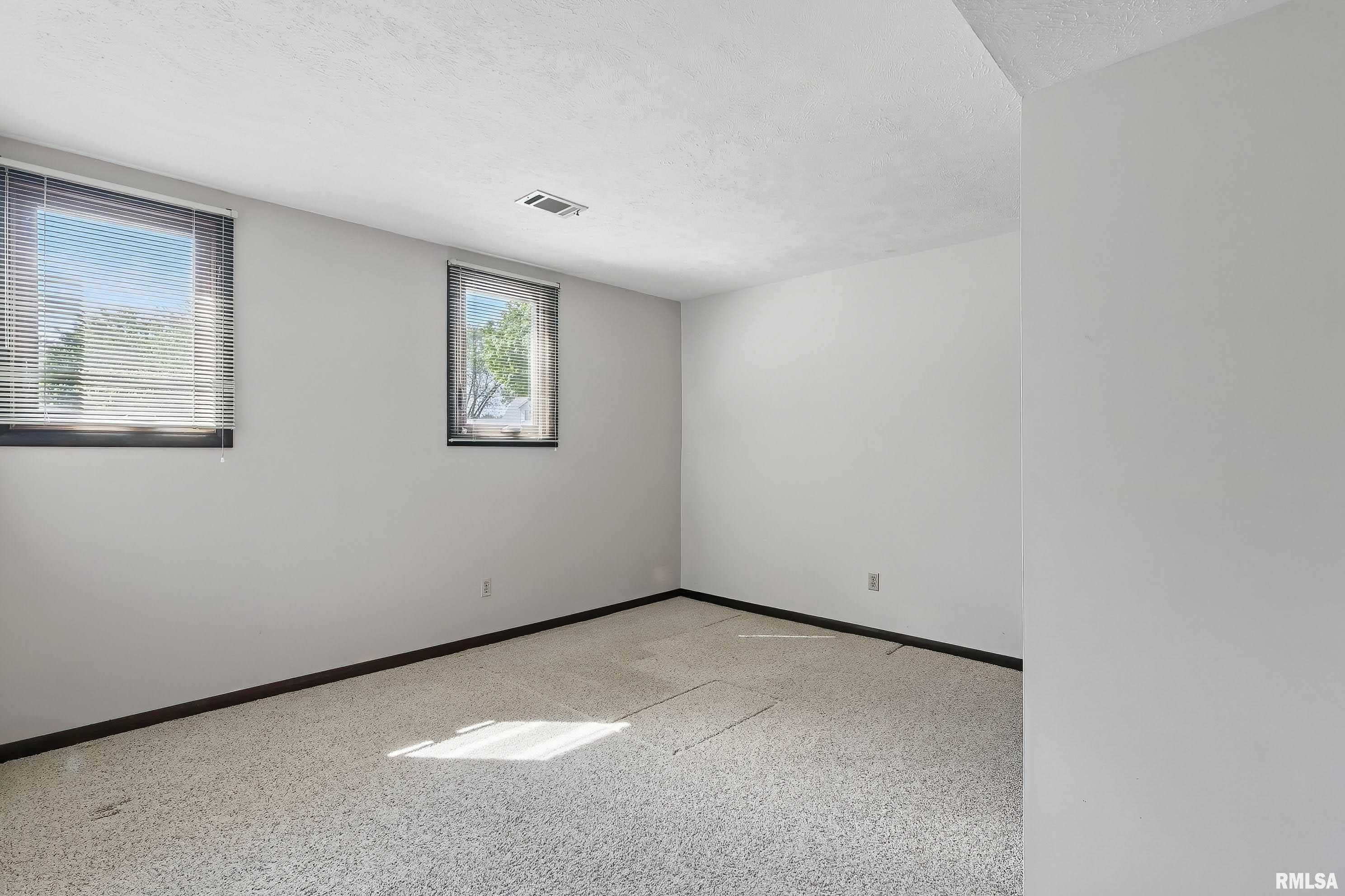 3845 Norwich Court, Bettendorf, Iowa image 15