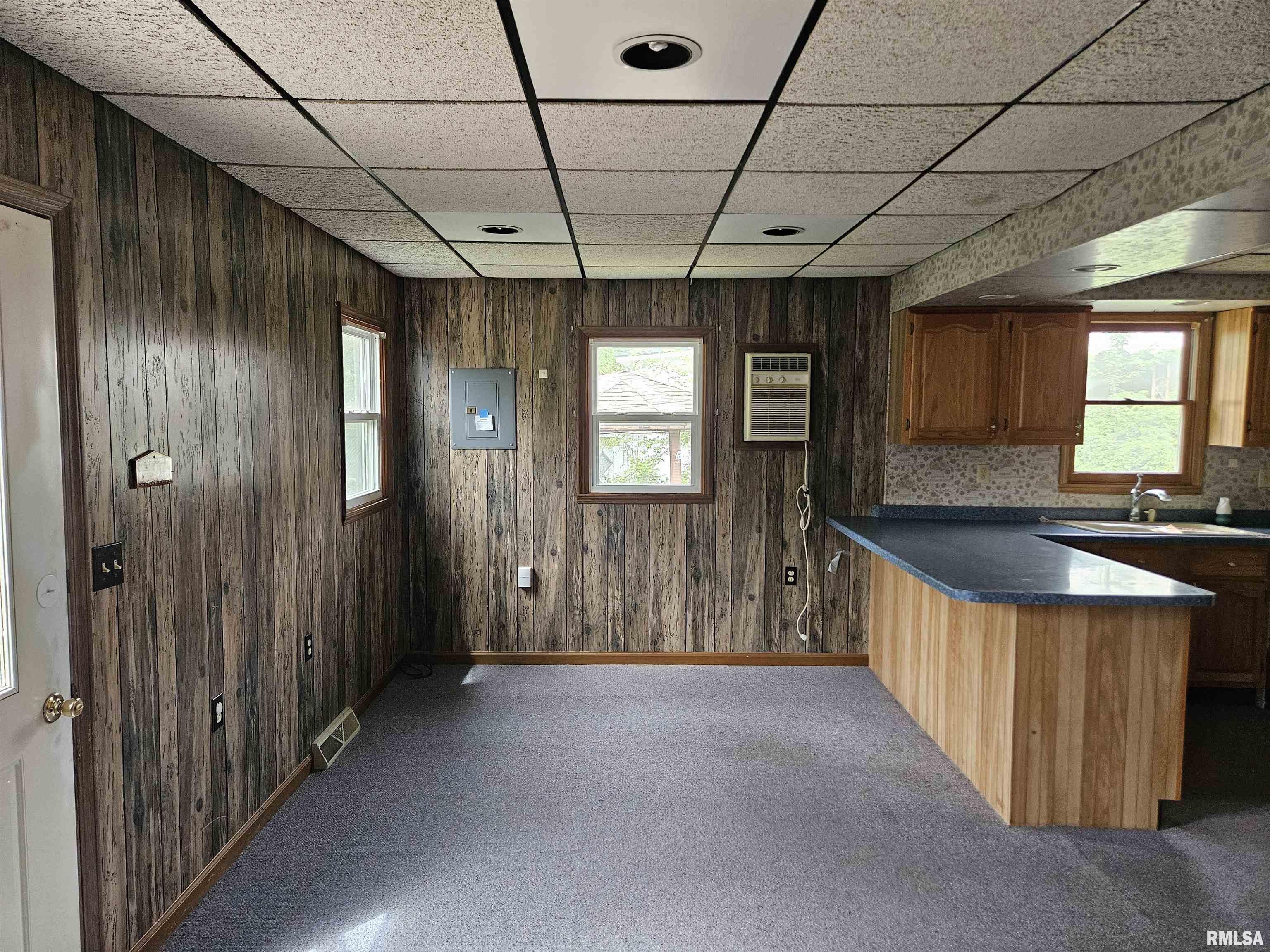 108 Fair Avenue, Flora, Illinois image 12