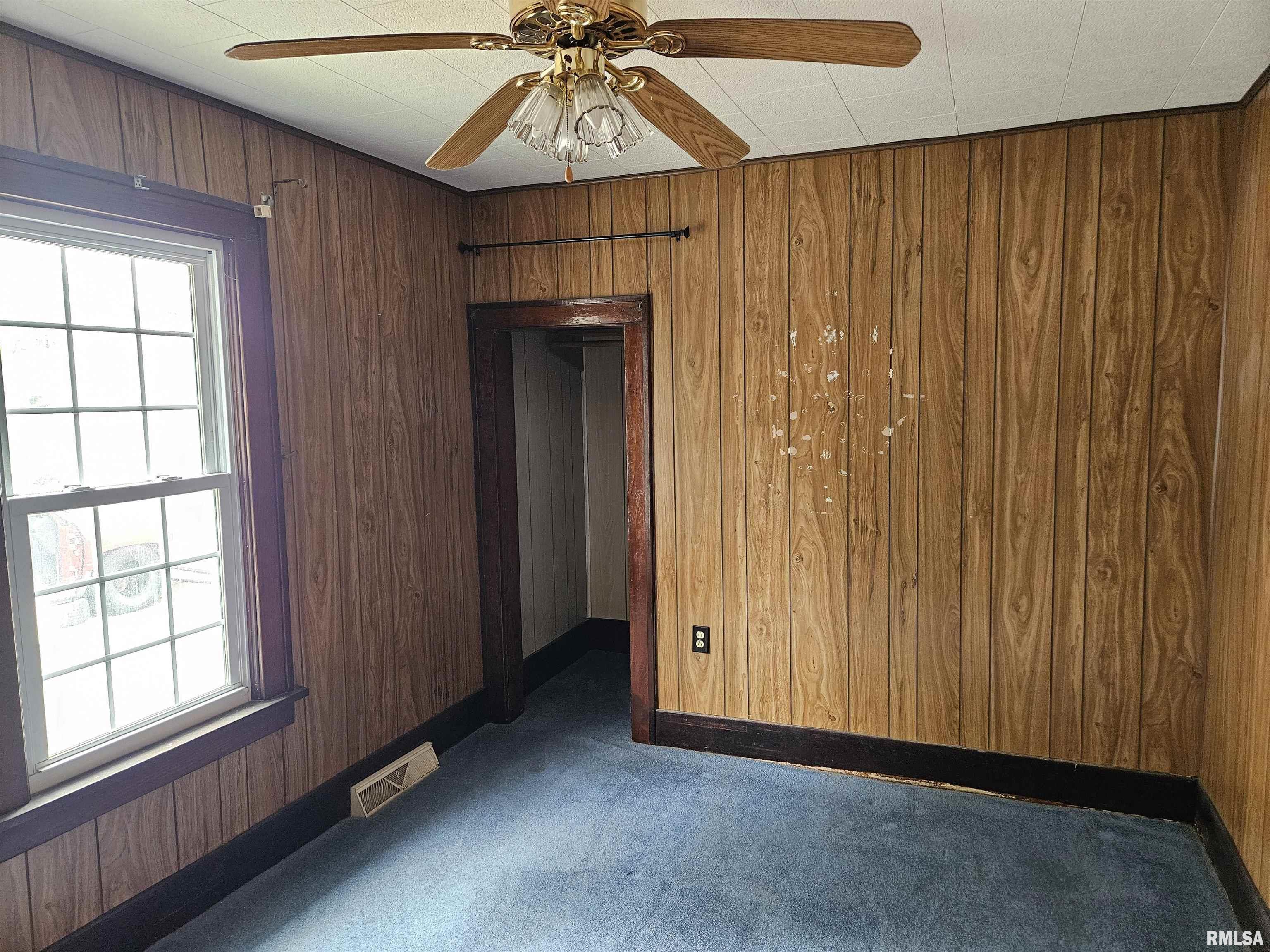 108 Fair Avenue, Flora, Illinois image 18