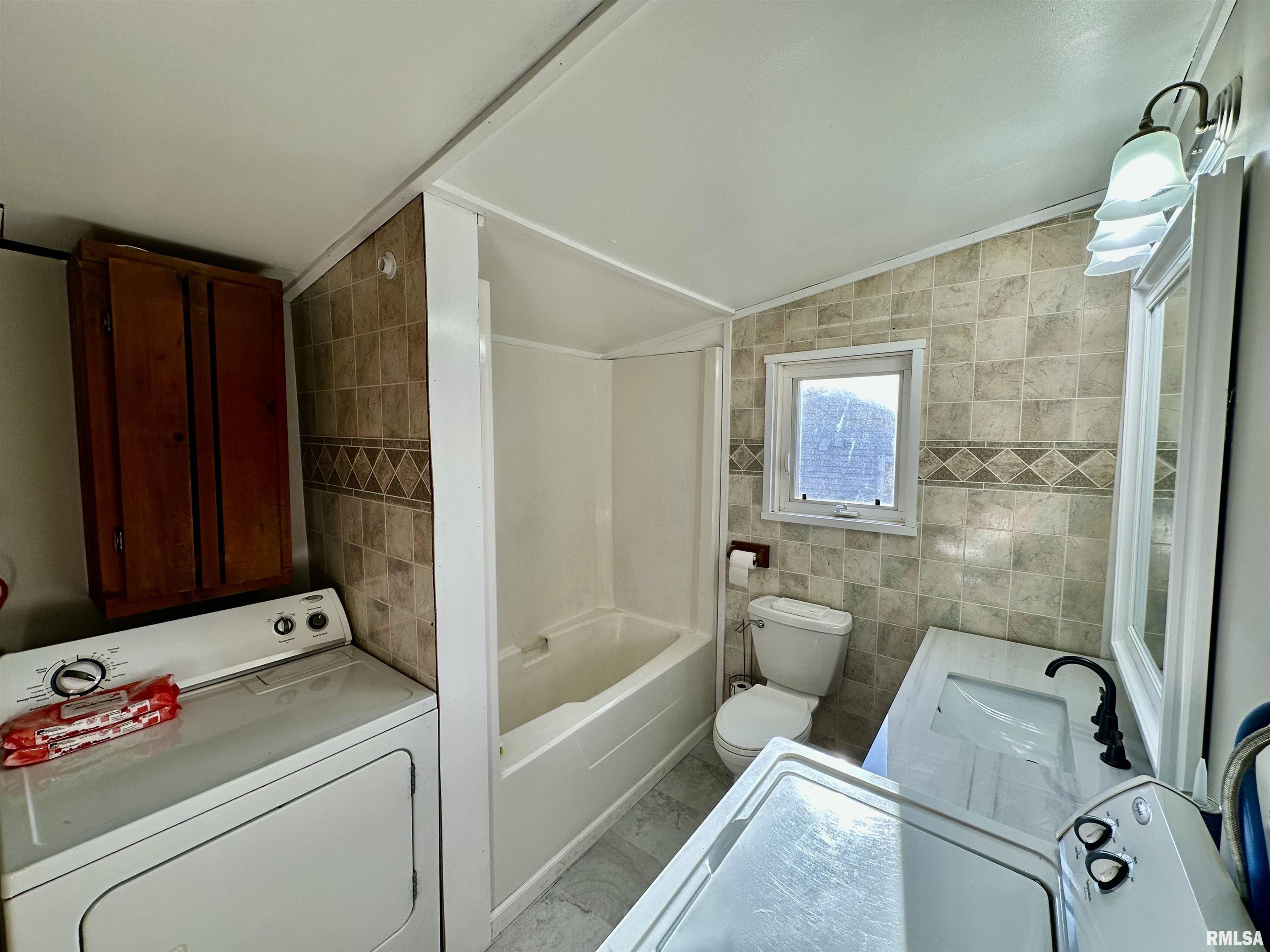 316 Zessin Street, Creve Coeur, Illinois image 24