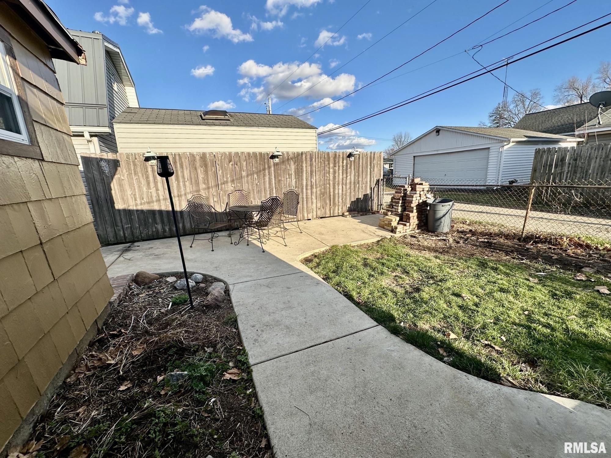 316 Zessin Street, Creve Coeur, Illinois image 32