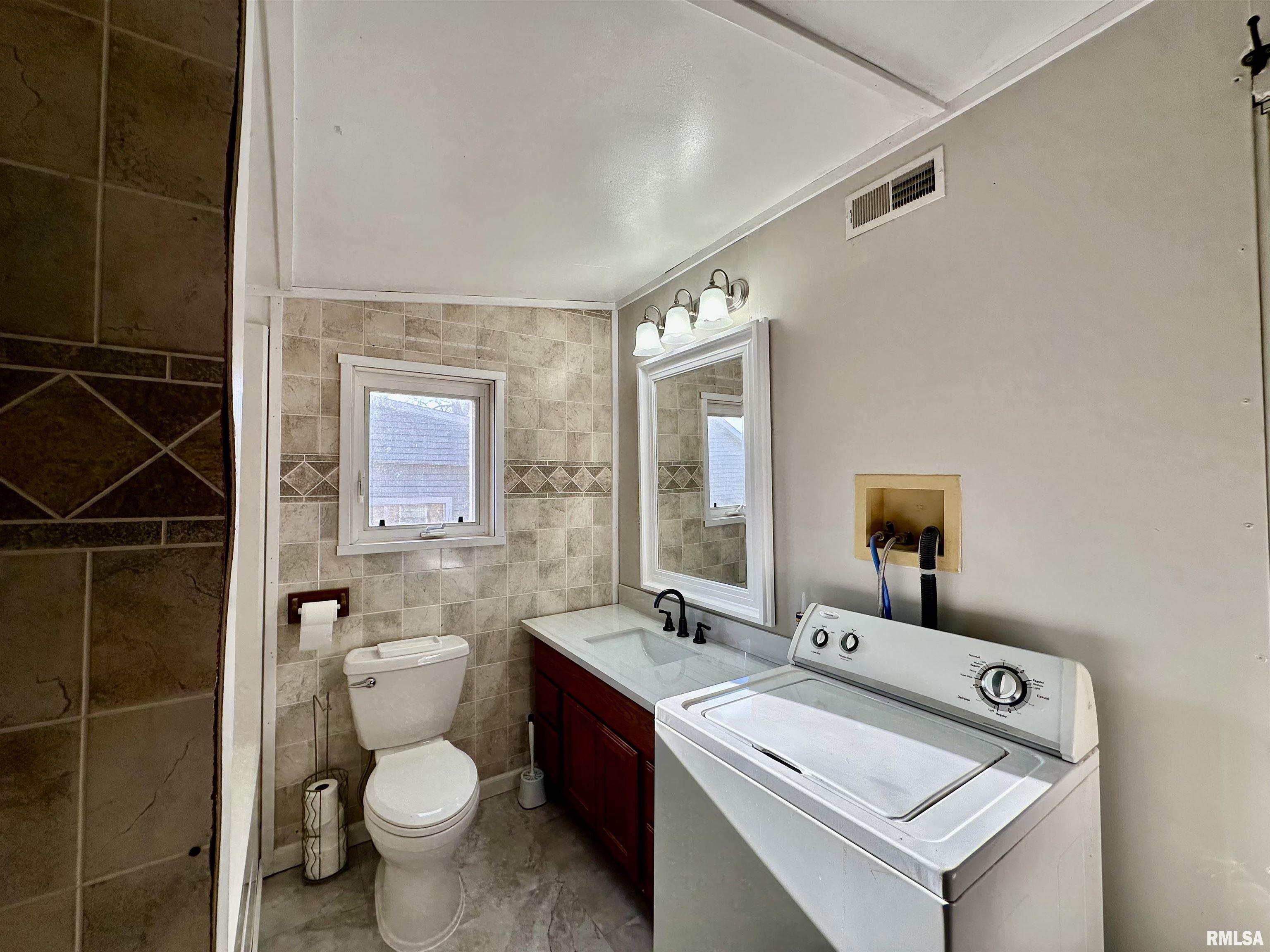 316 Zessin Street, Creve Coeur, Illinois image 21