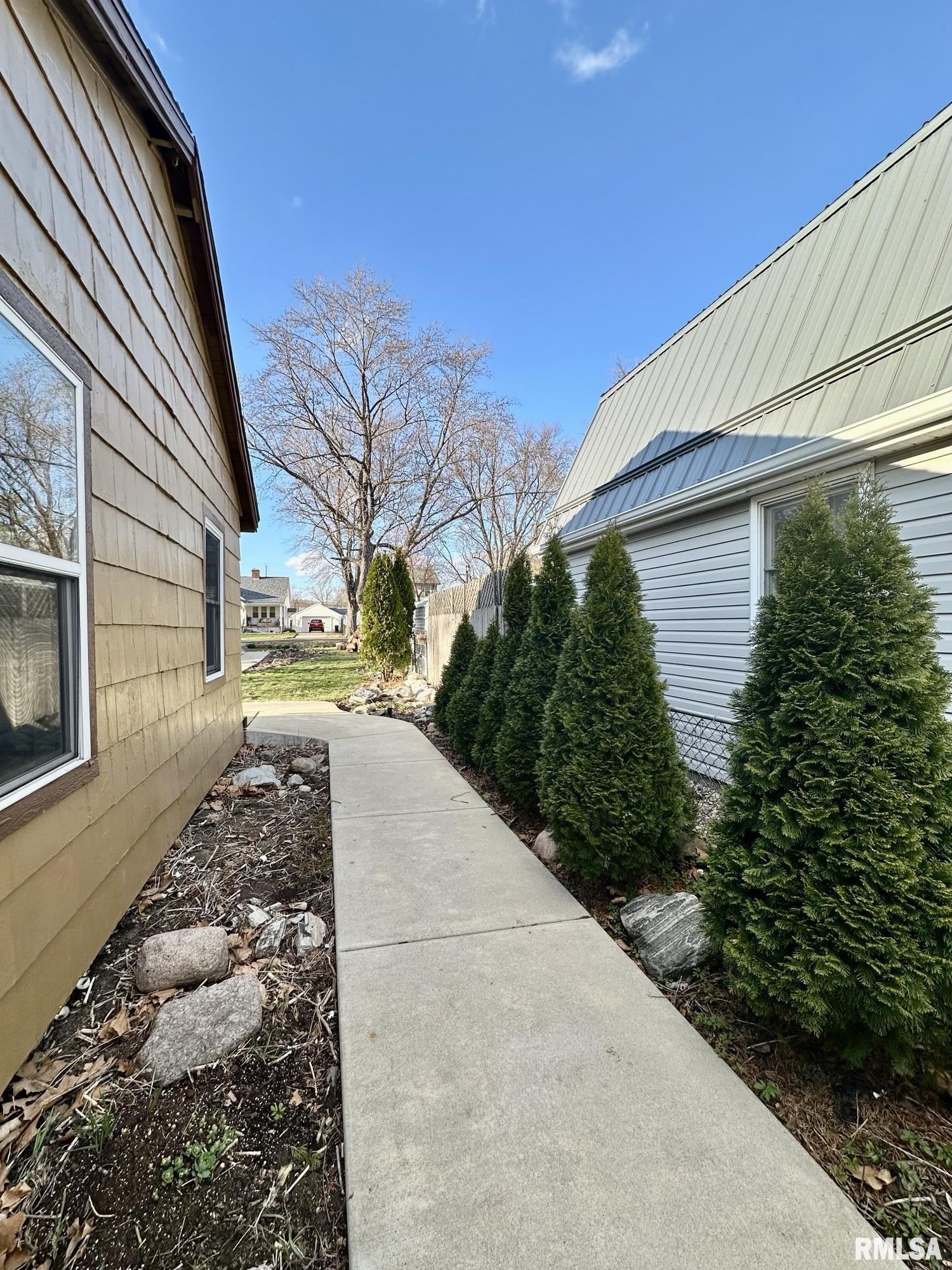 316 Zessin Street, Creve Coeur, Illinois image 26