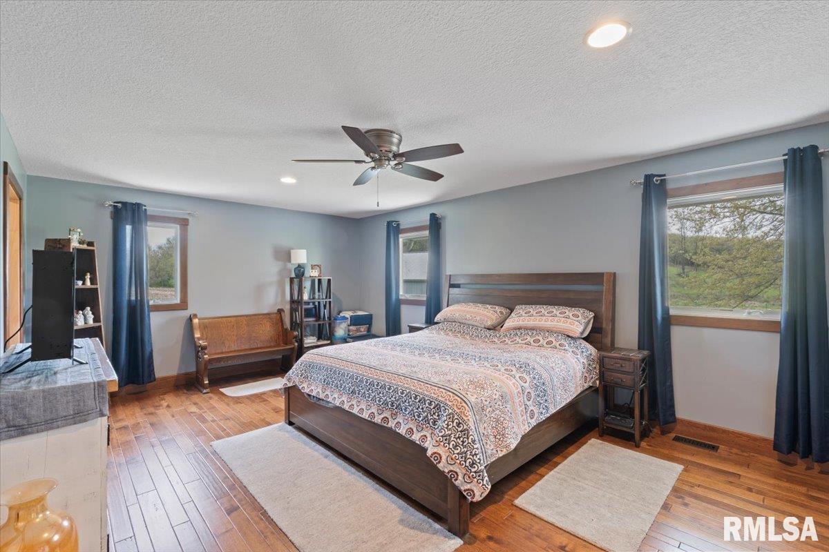 928 155th Avenue West, Milan, Illinois image 32