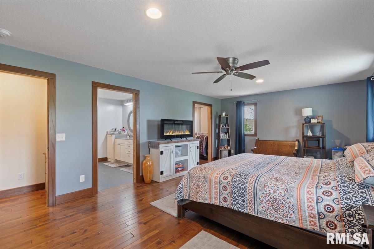 928 155th Avenue West, Milan, Illinois image 35