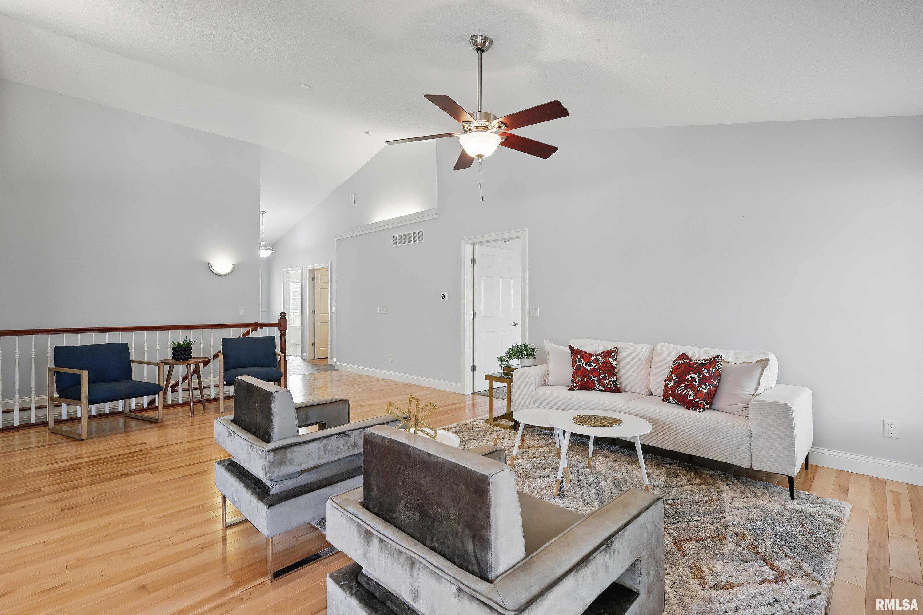 5588 Cavan Crossing, Bettendorf, Iowa image 10