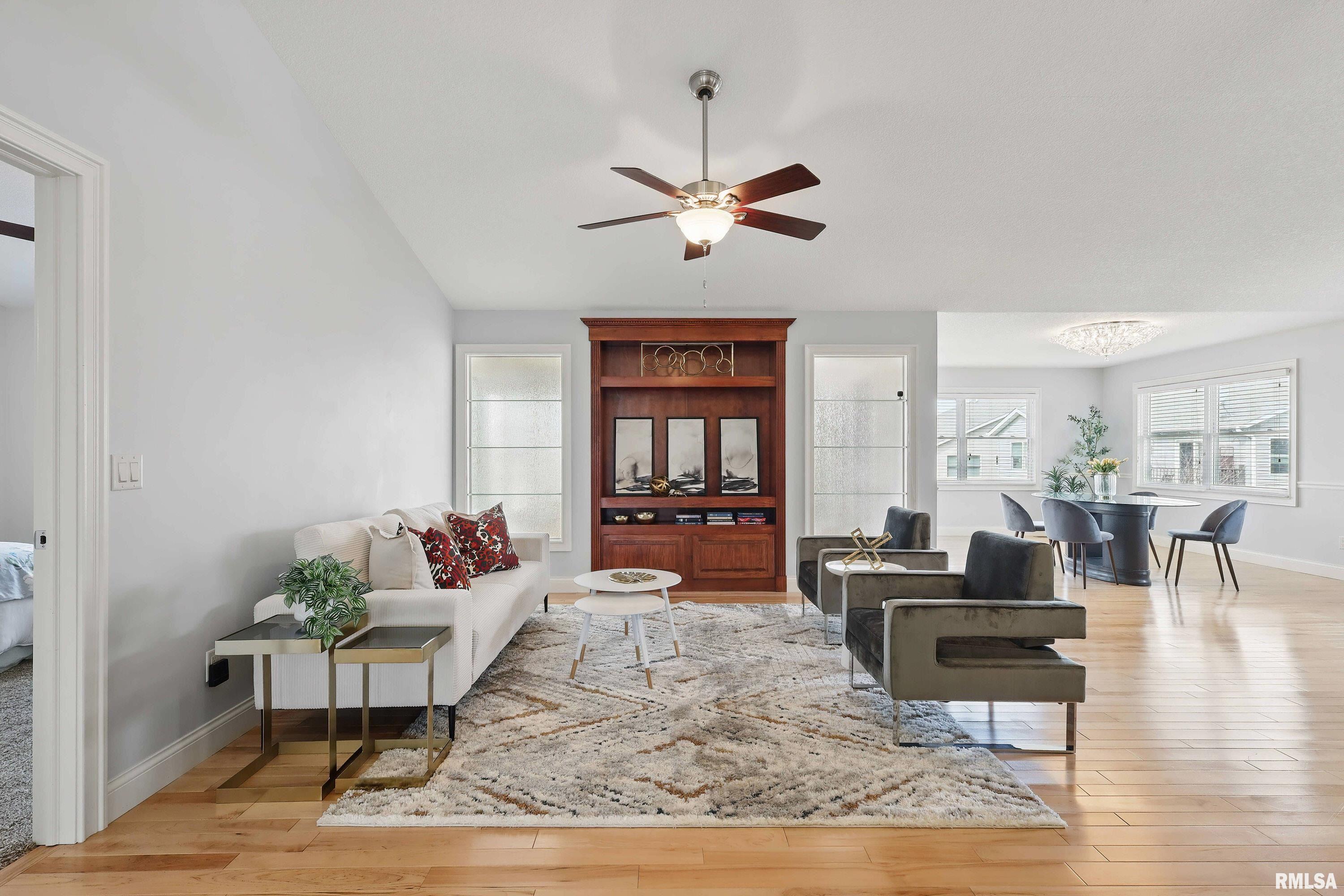 5588 Cavan Crossing, Bettendorf, Iowa image 7