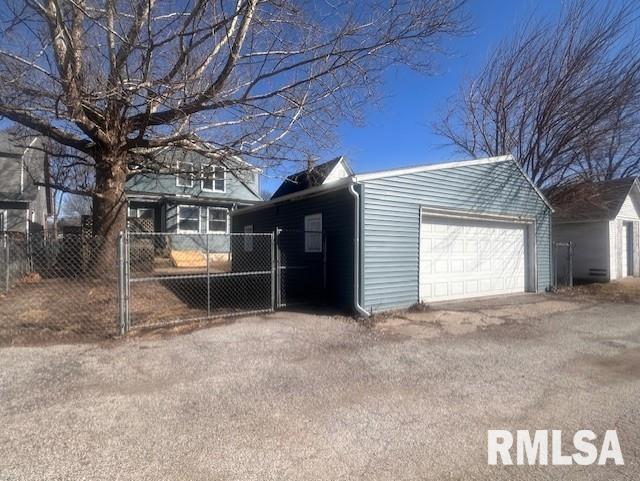 932 Minnie Avenue, Davenport, Iowa image 3
