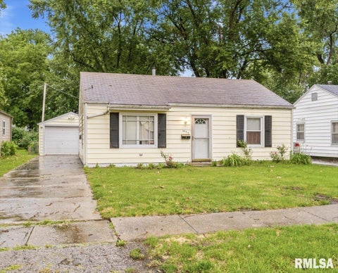 Homes For Sale - 3024 S 2nd Street<br/> Springfield, IL 62703