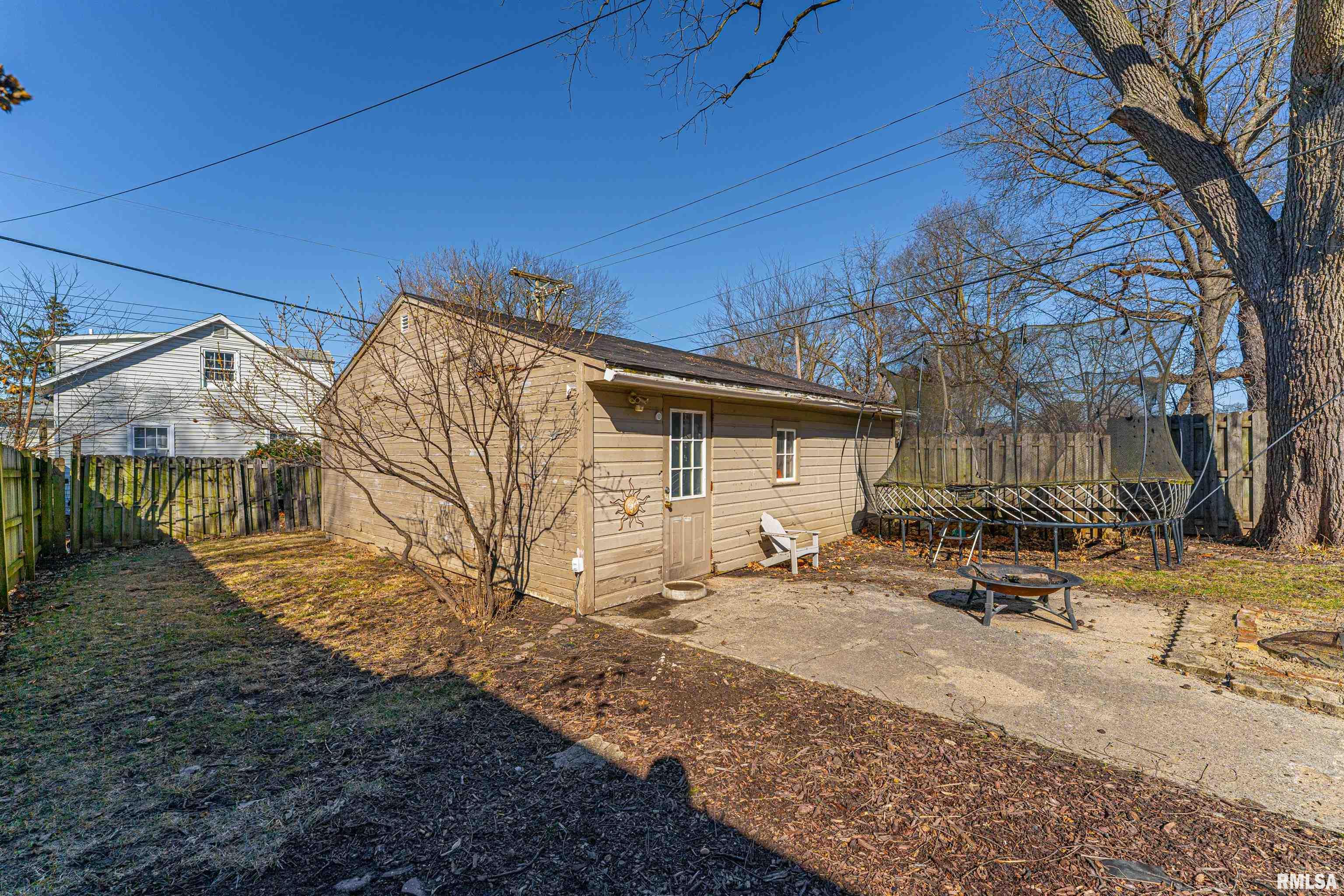 129 Oglesby Avenue, Lincoln, Illinois image 30