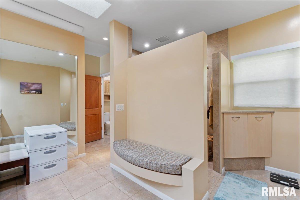 17711 Route 84 N, East Moline, Illinois image 32