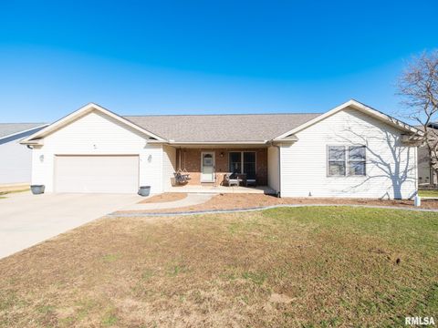 Homes For Sale - 1816 Whitetail Lane<br/> Tazewell County, Pekin, IL 61554