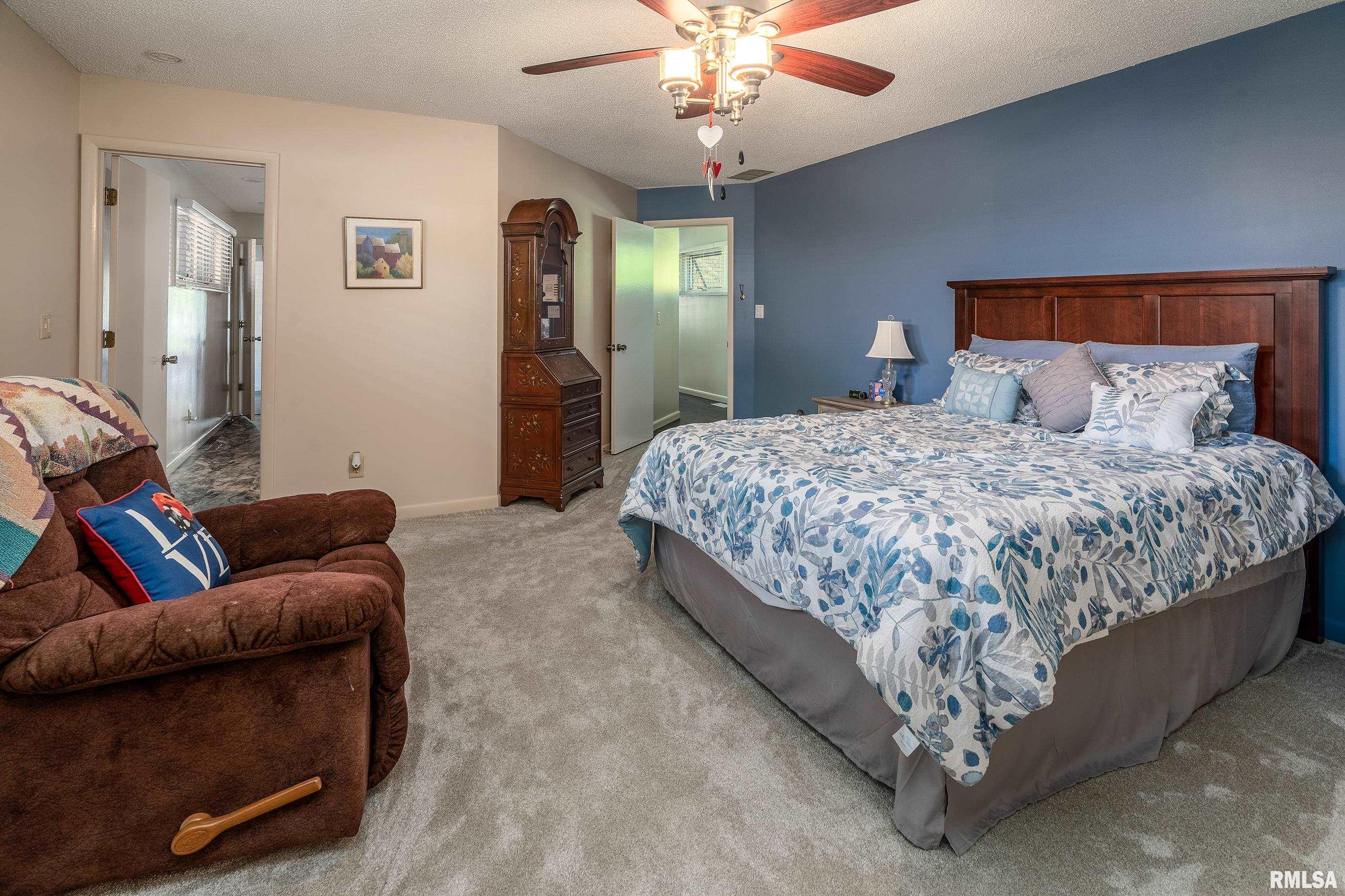 415 E Reichert Drive, Marion, Illinois image 28