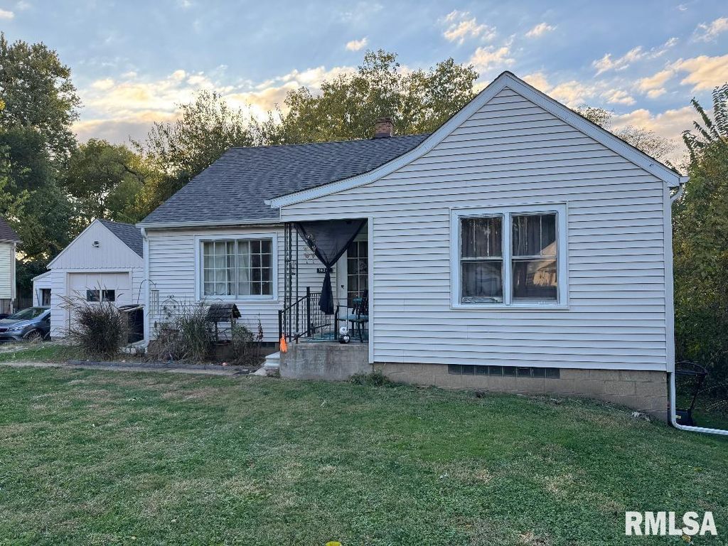 Photo of 143 CHERRY Lane, Washington, IL 61571 (MLS # PA1261996)