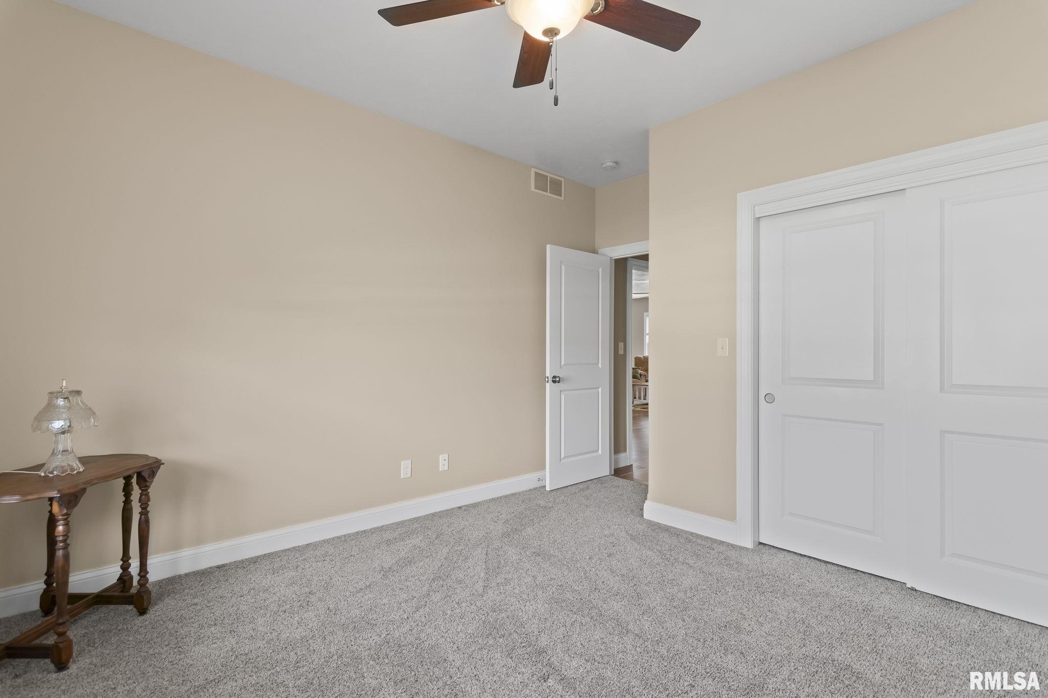 5704 Kelley Point Drive, Springfield, Illinois image 22