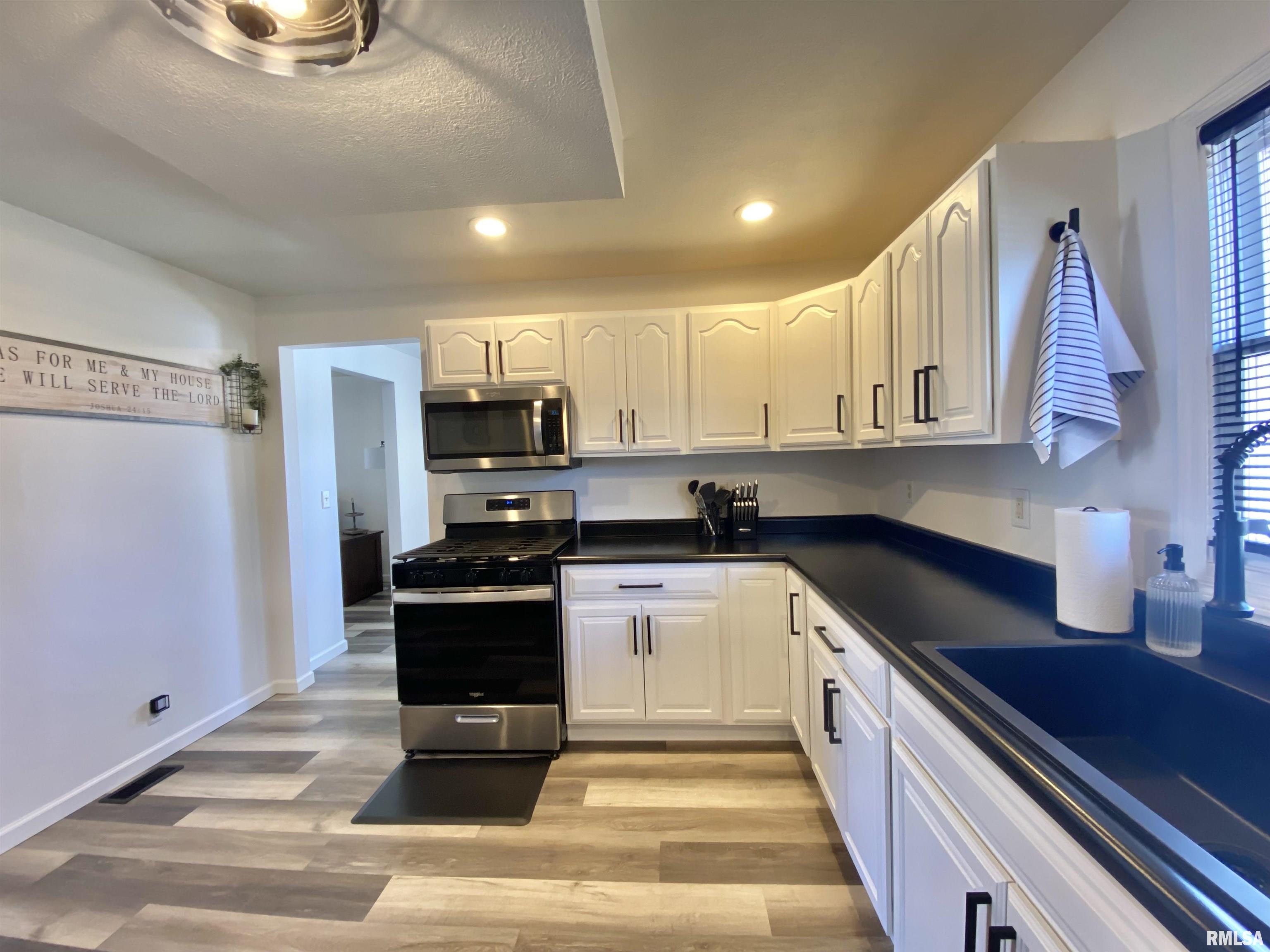 14444 Grandview Drive, Manito, Illinois image 30