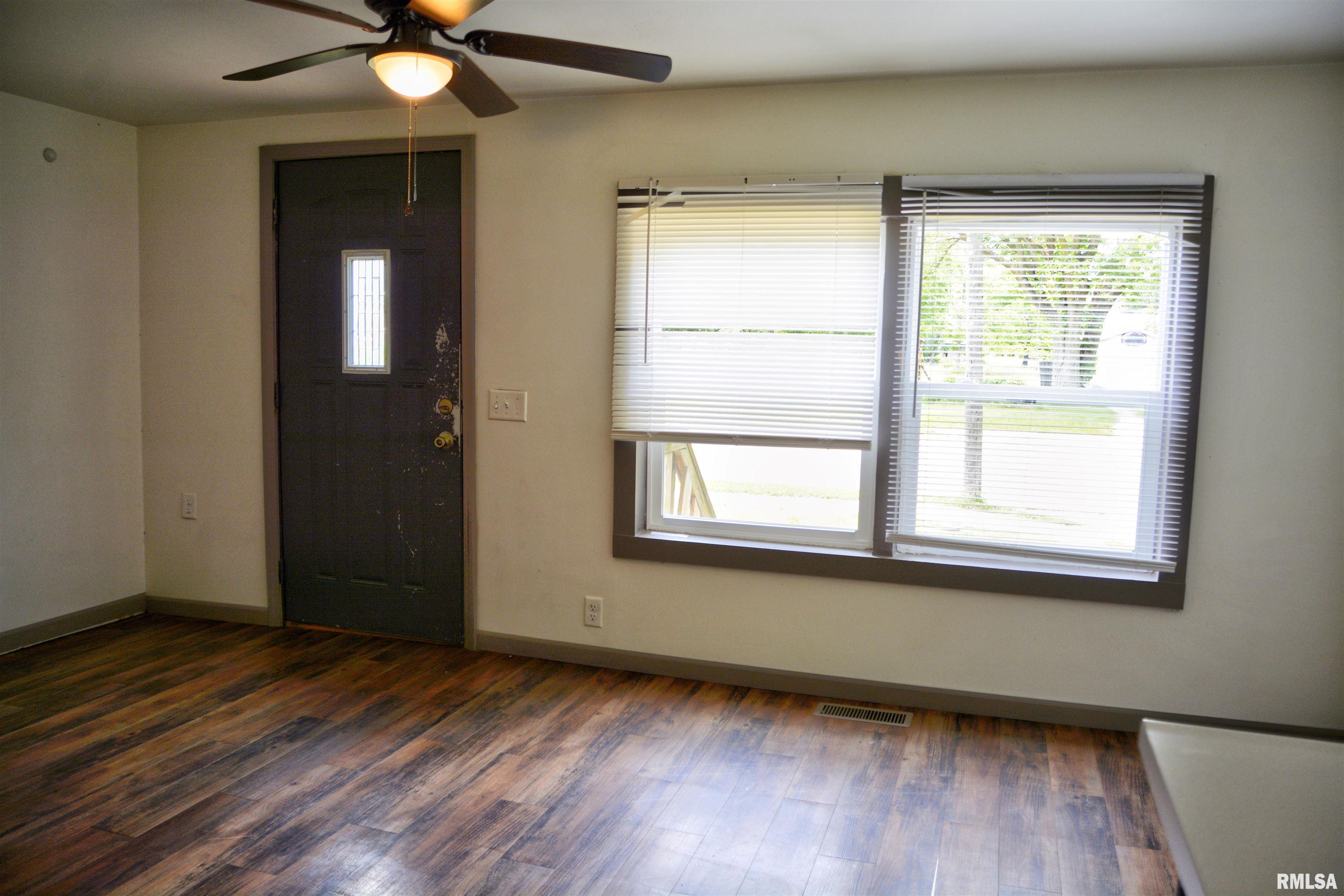 331 S Ward Street, Macomb, Illinois image 6