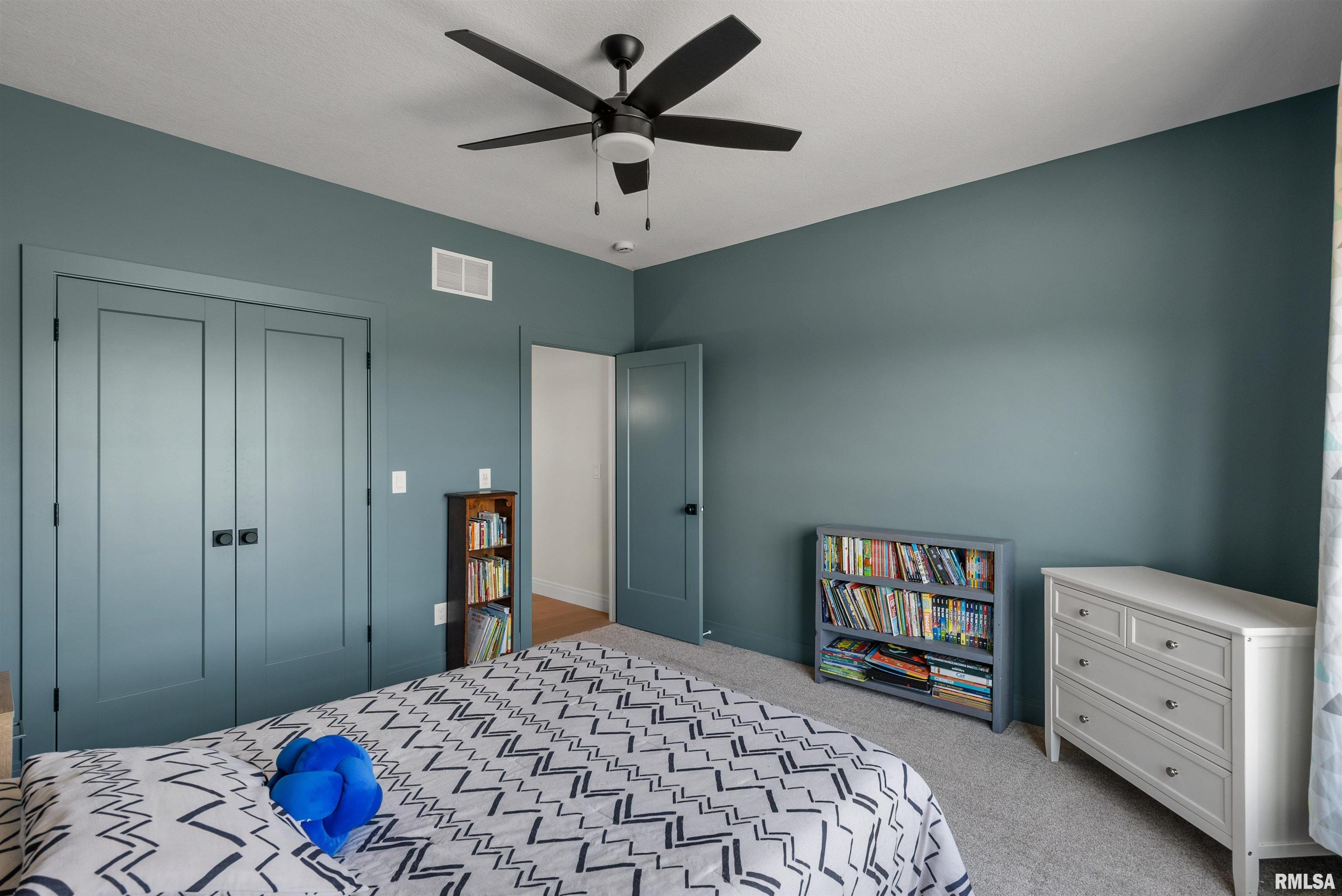 24024 185th Street, Bettendorf, Iowa image 32