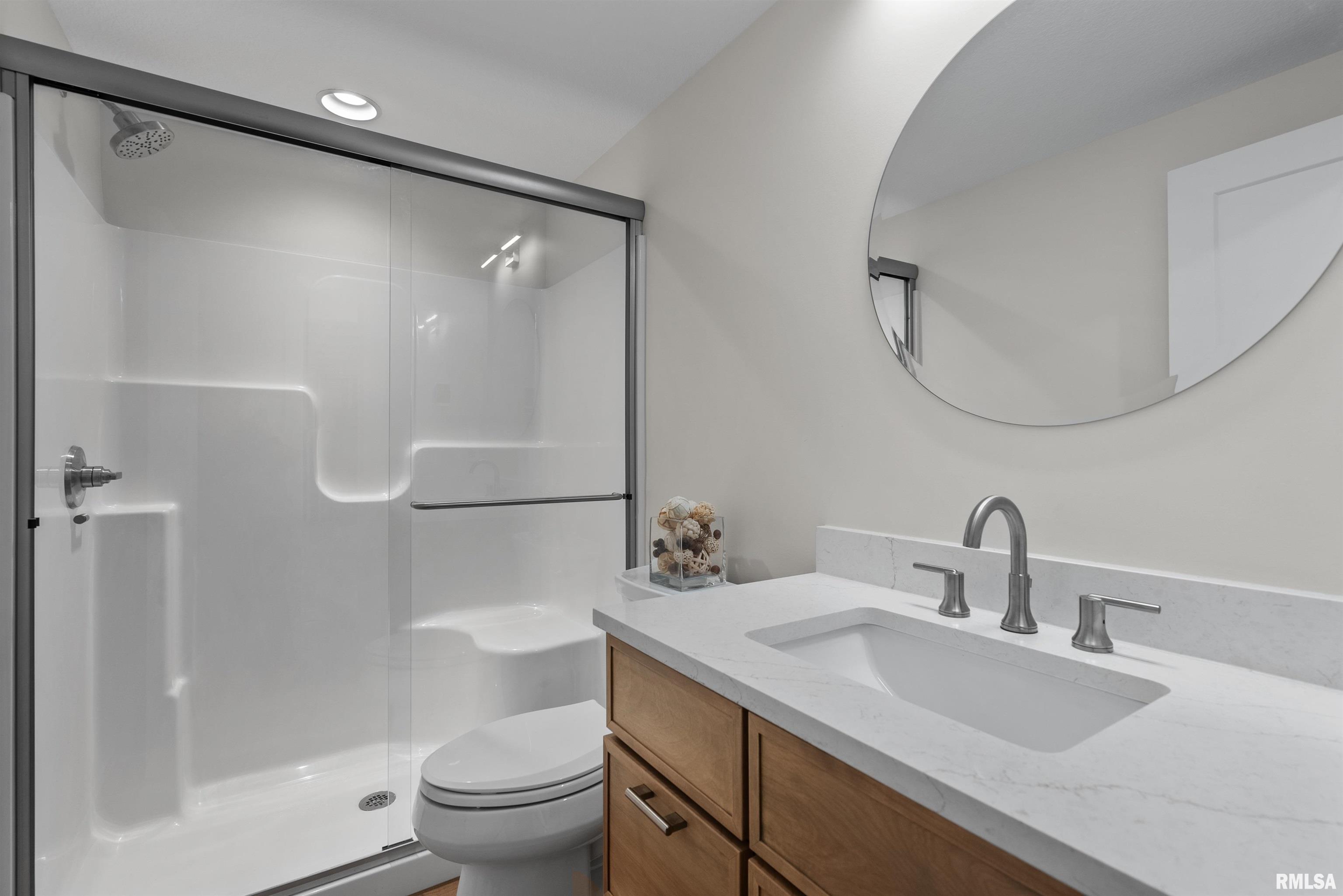 24024 185th Street, Bettendorf, Iowa image 35