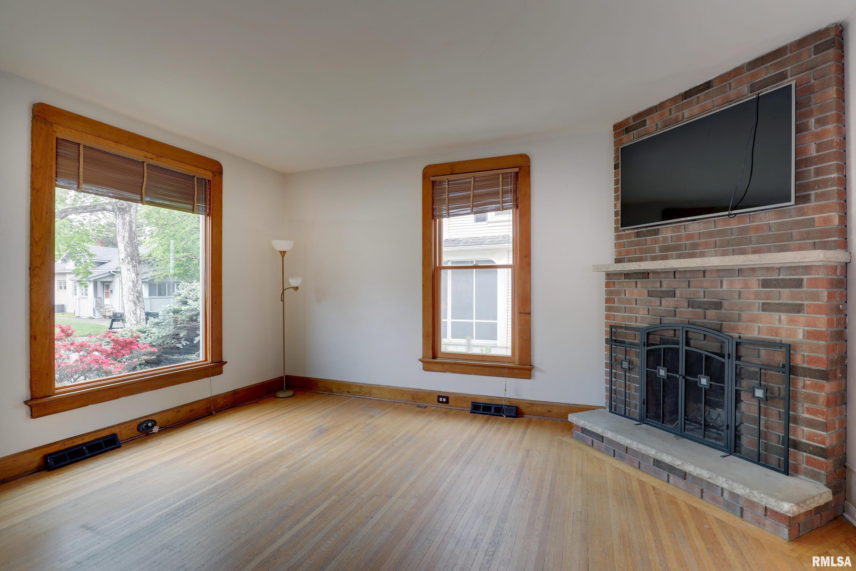2020 Grove Avenue, Quincy, Illinois image 3