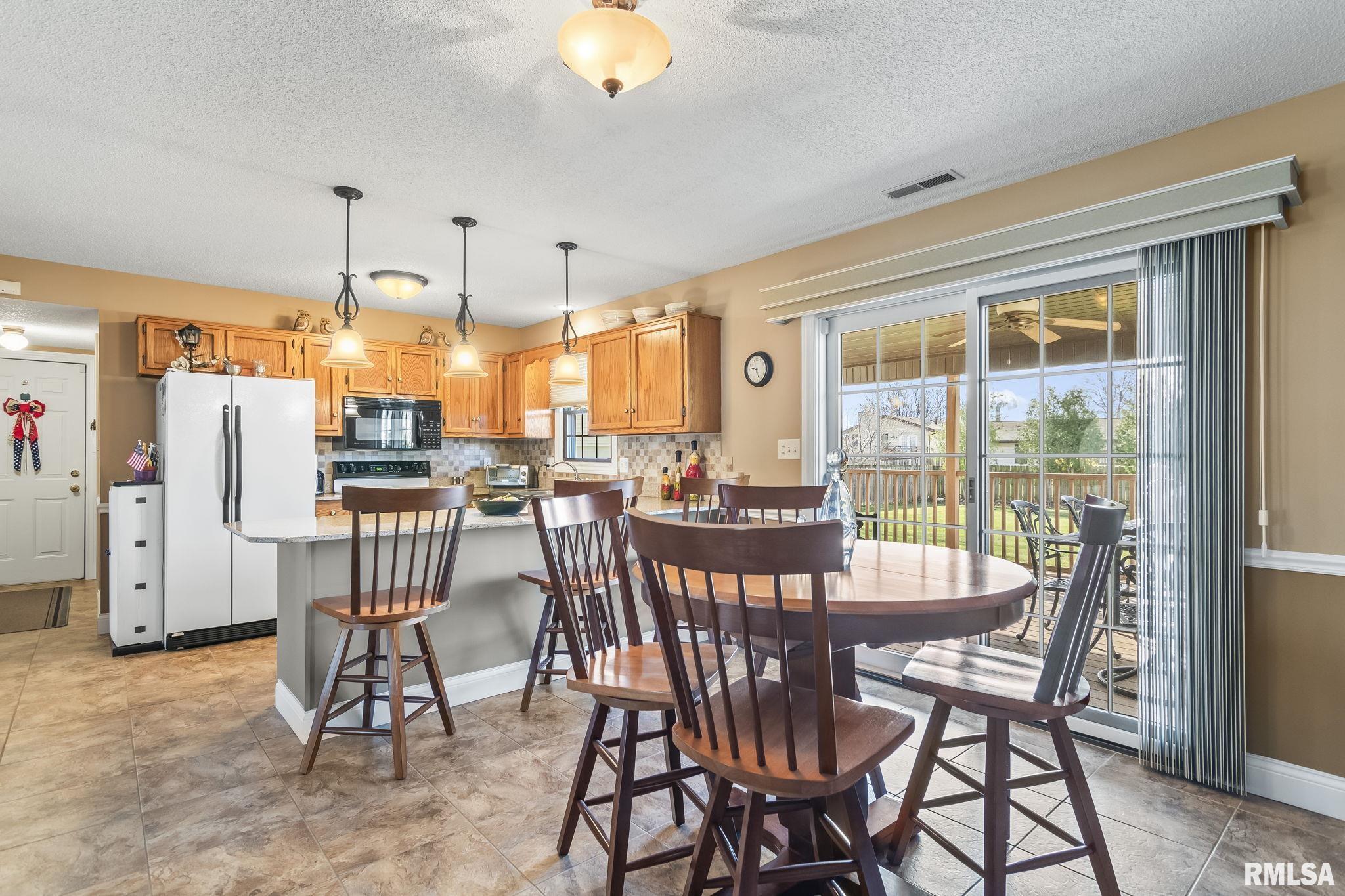 2516 Portsmouth Circle, Springfield, Illinois image 12