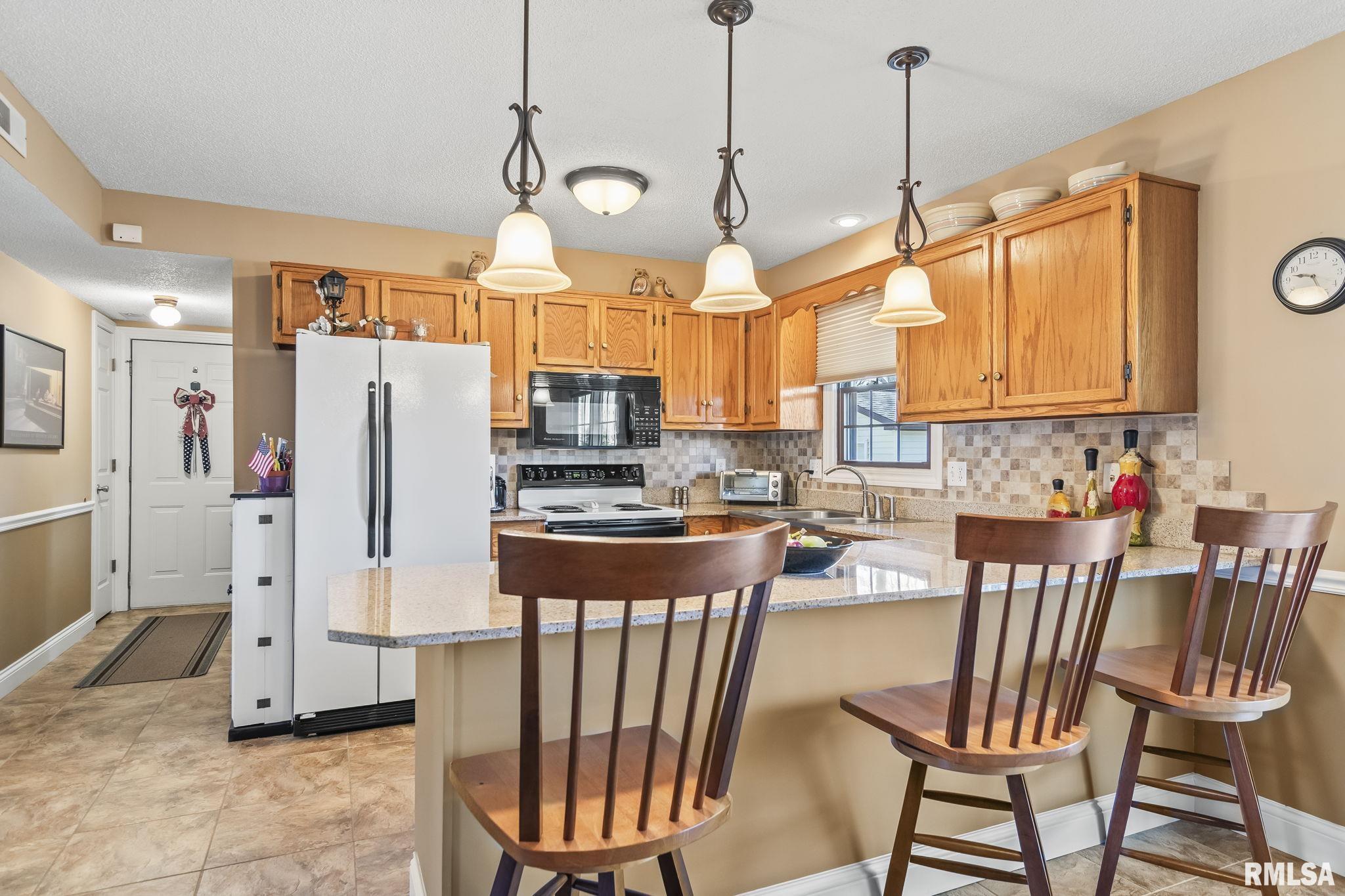 2516 Portsmouth Circle, Springfield, Illinois image 9