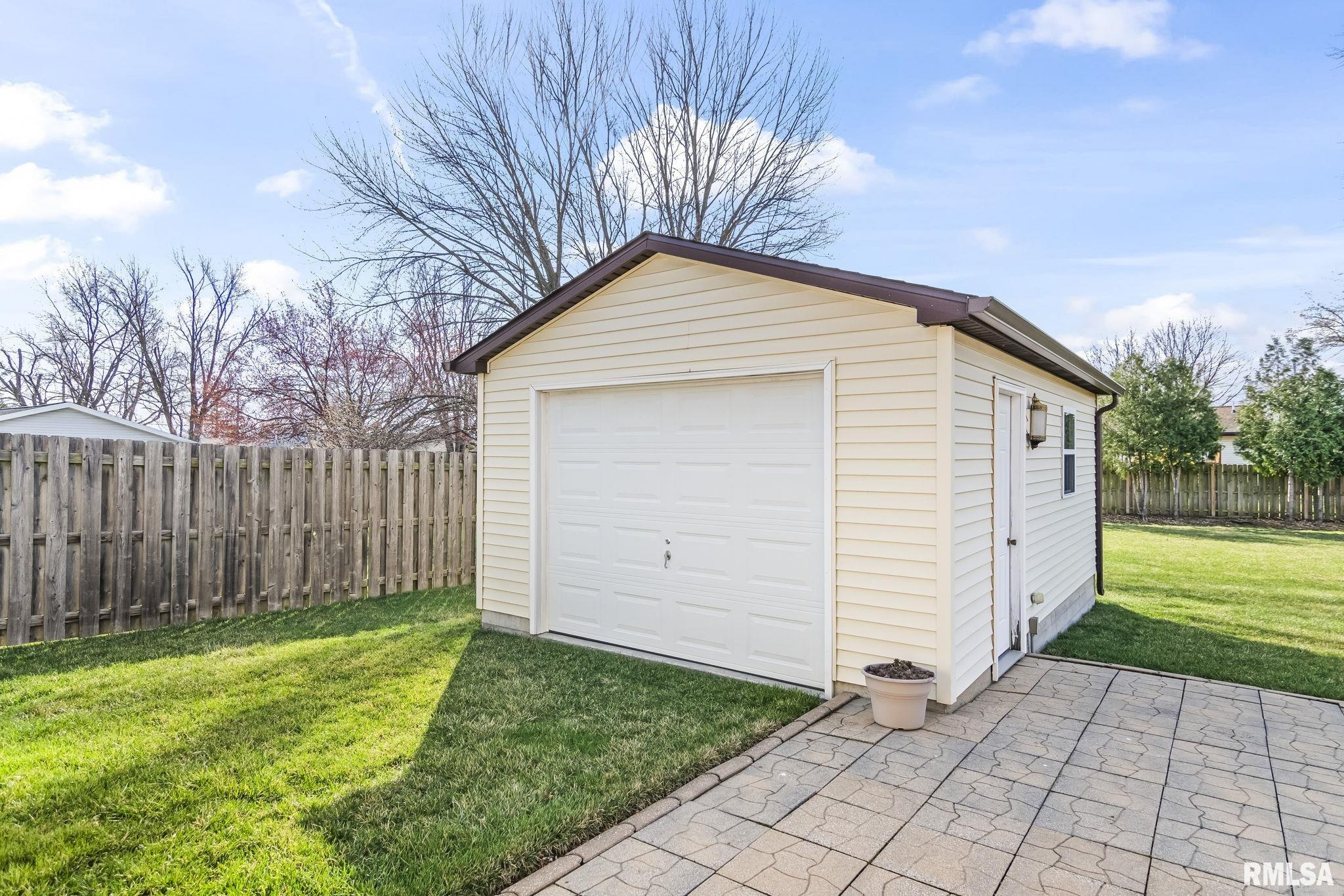 2516 Portsmouth Circle, Springfield, Illinois image 34