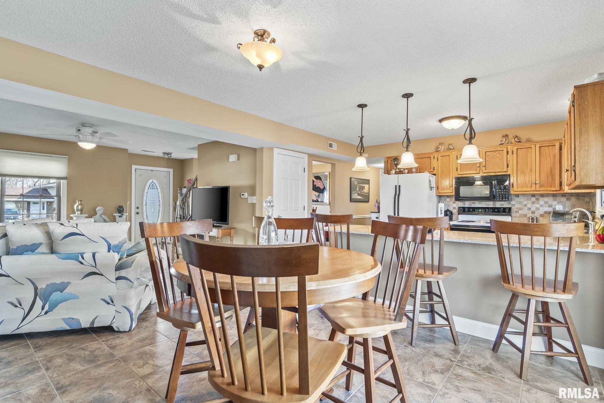2516 Portsmouth Circle, Springfield, Illinois image 10