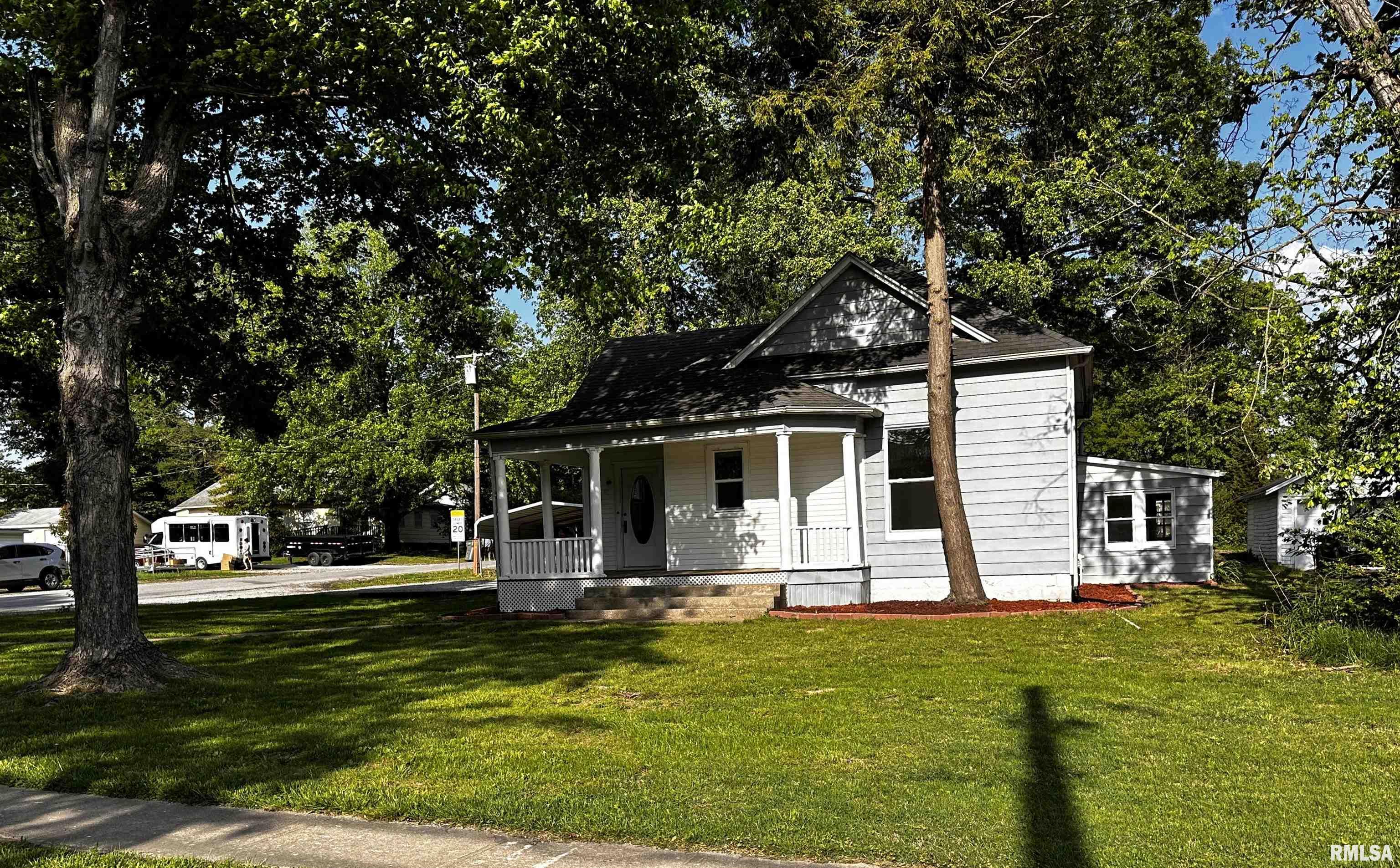 800 Division Street, Carterville, Illinois image 4
