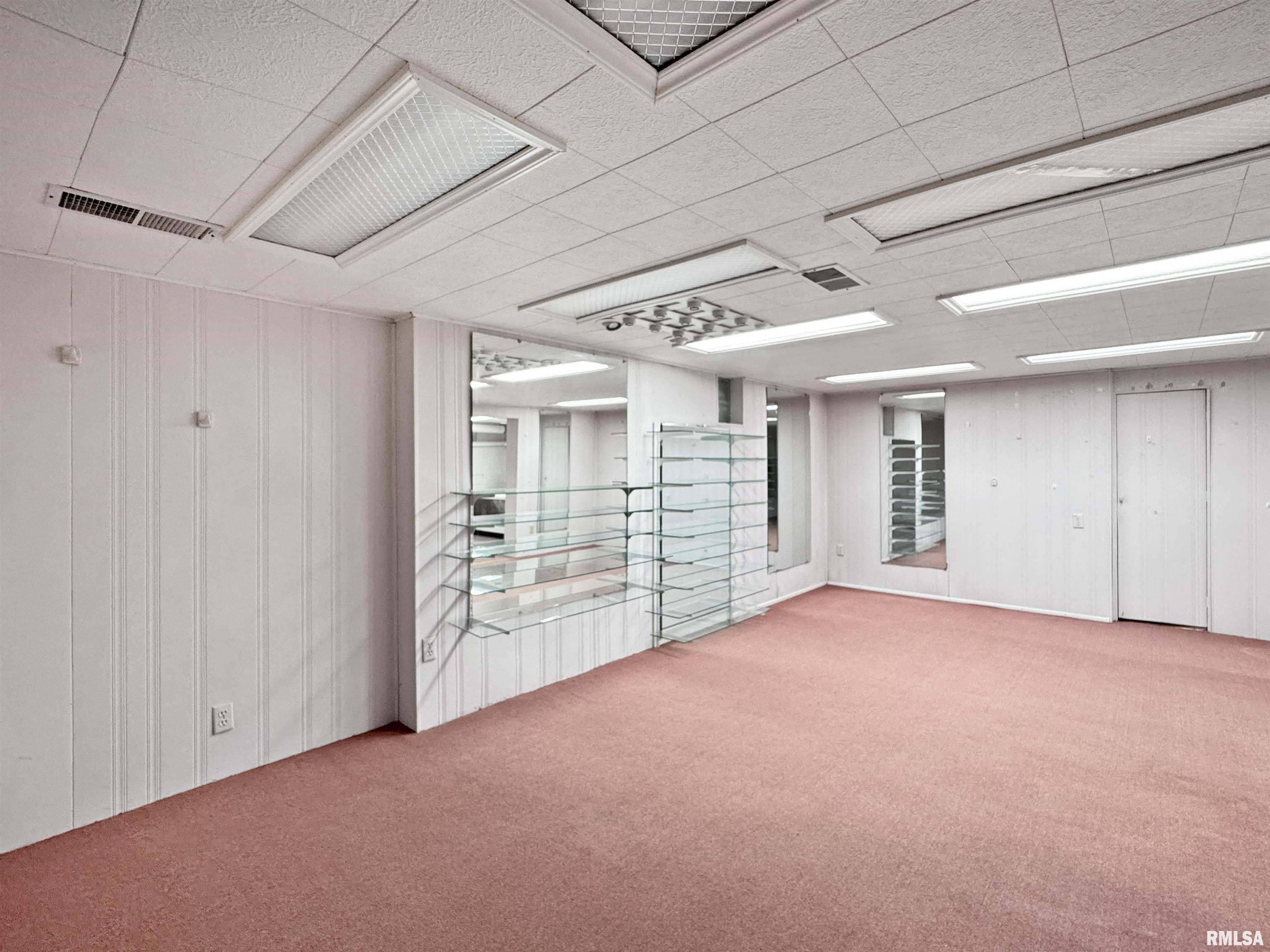 6006 N Big Hollow Road, Peoria, Illinois image 38
