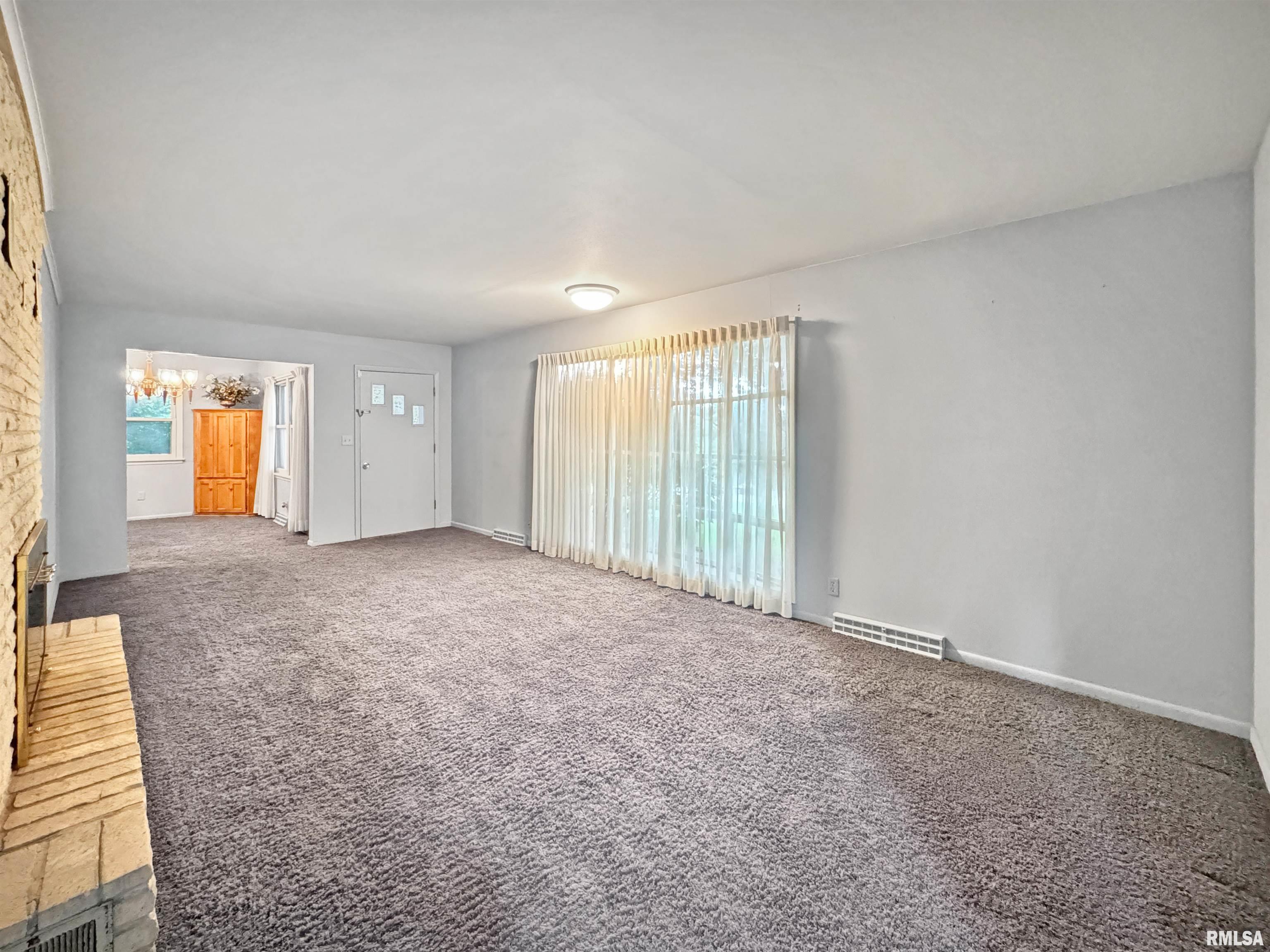 6006 N Big Hollow Road, Peoria, Illinois image 6