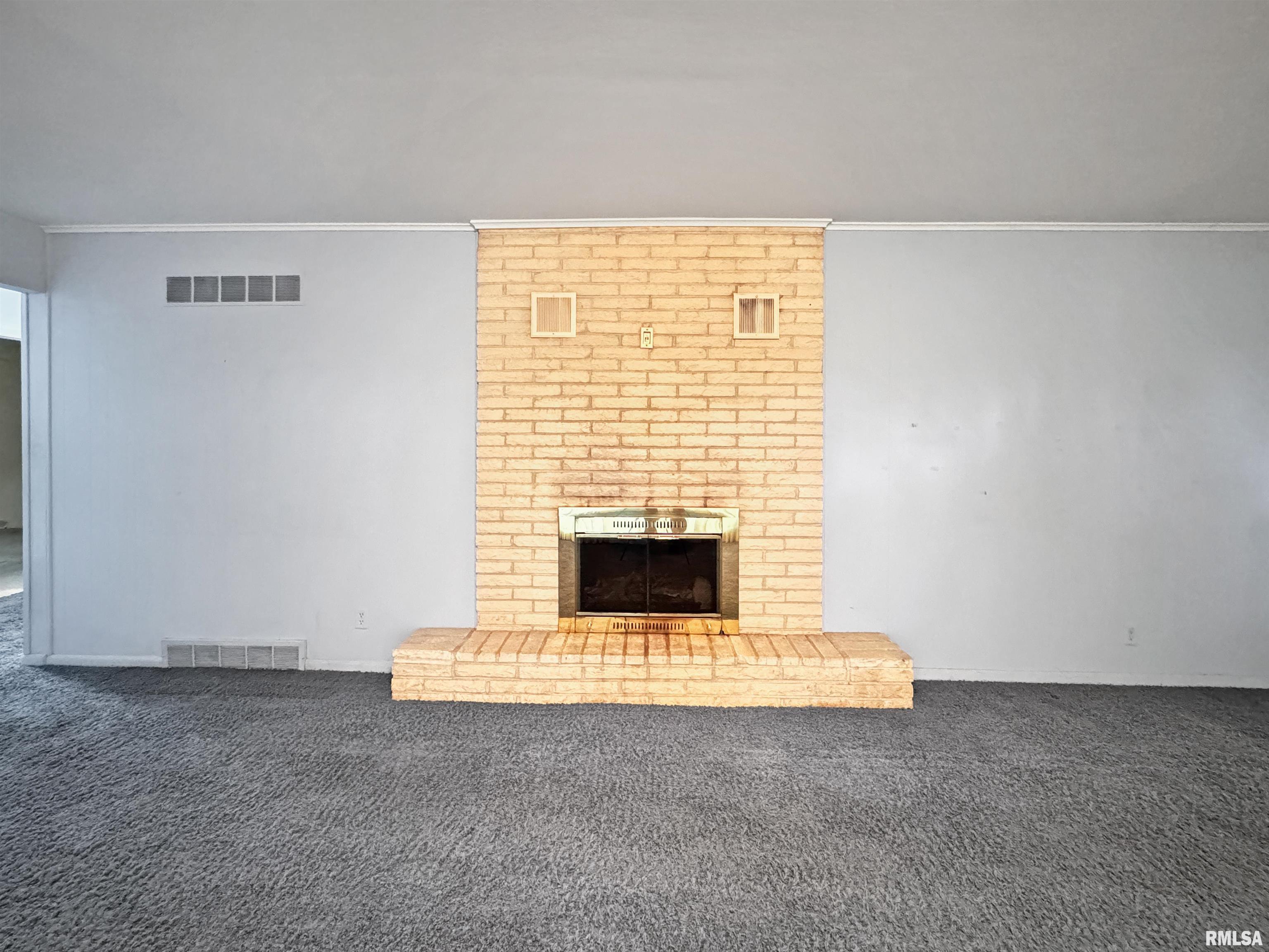 6006 N Big Hollow Road, Peoria, Illinois image 8