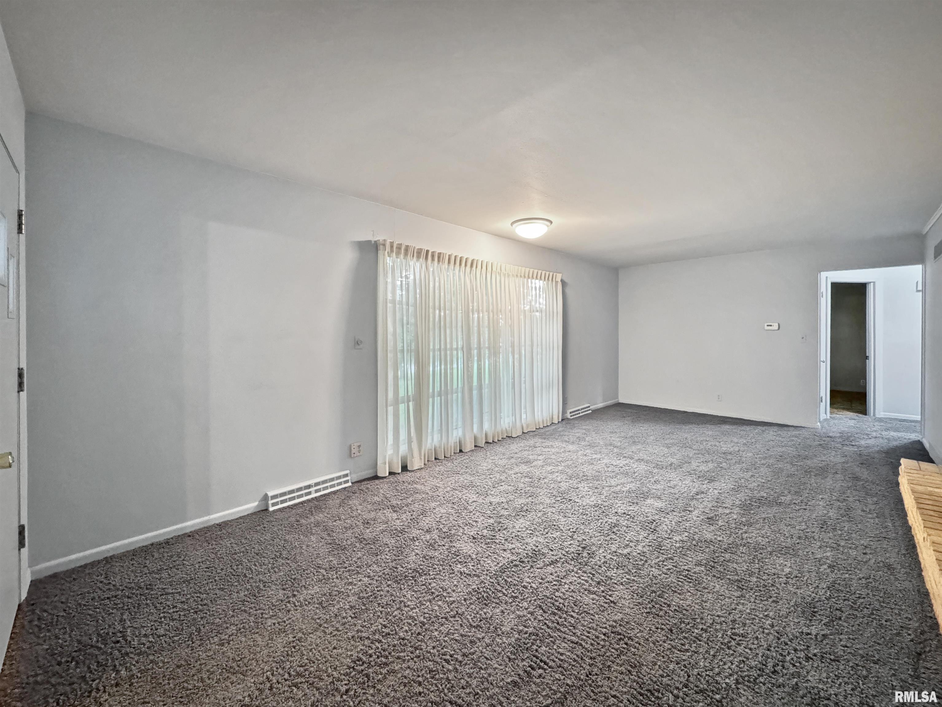 6006 N Big Hollow Road, Peoria, Illinois image 5