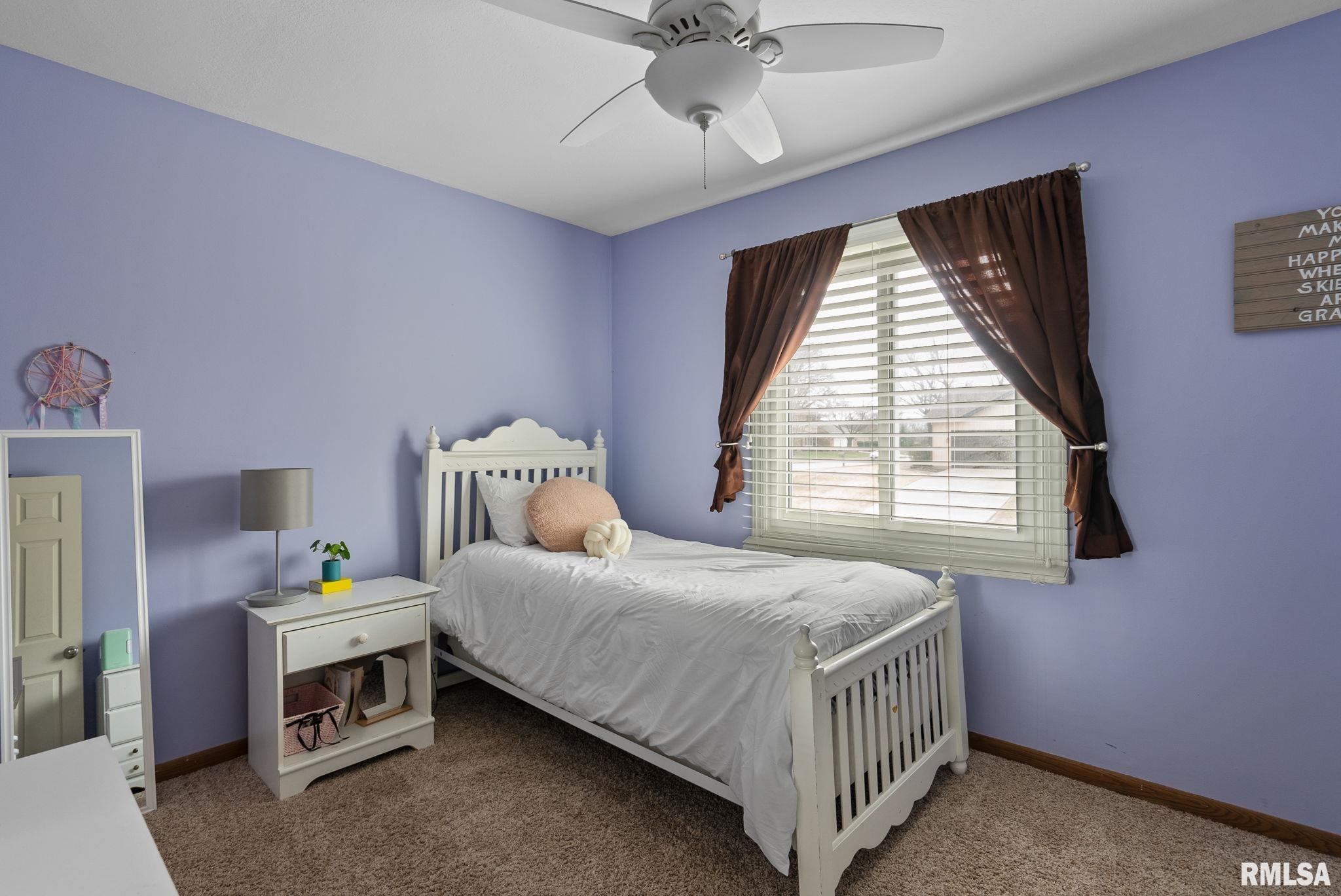 1430 Terrace Park Drive, Bettendorf, Iowa image 18
