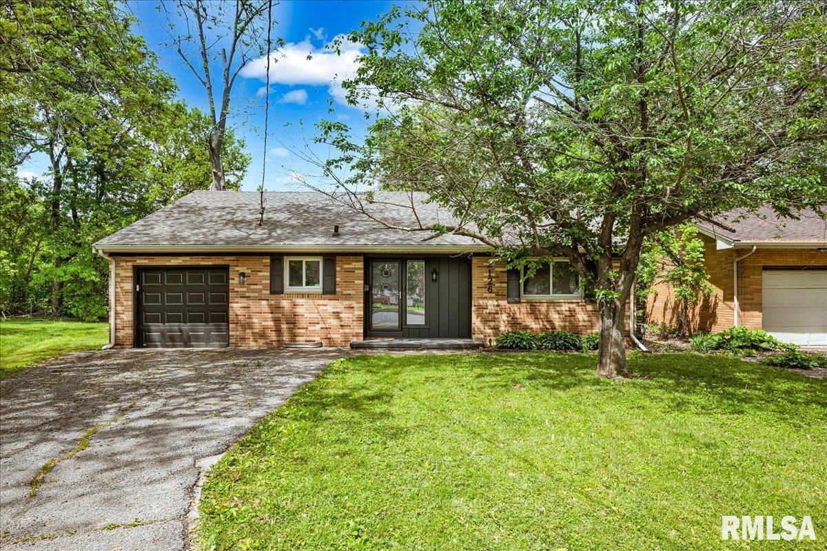 2126 W Edna Court, West Peoria, Illinois image 1