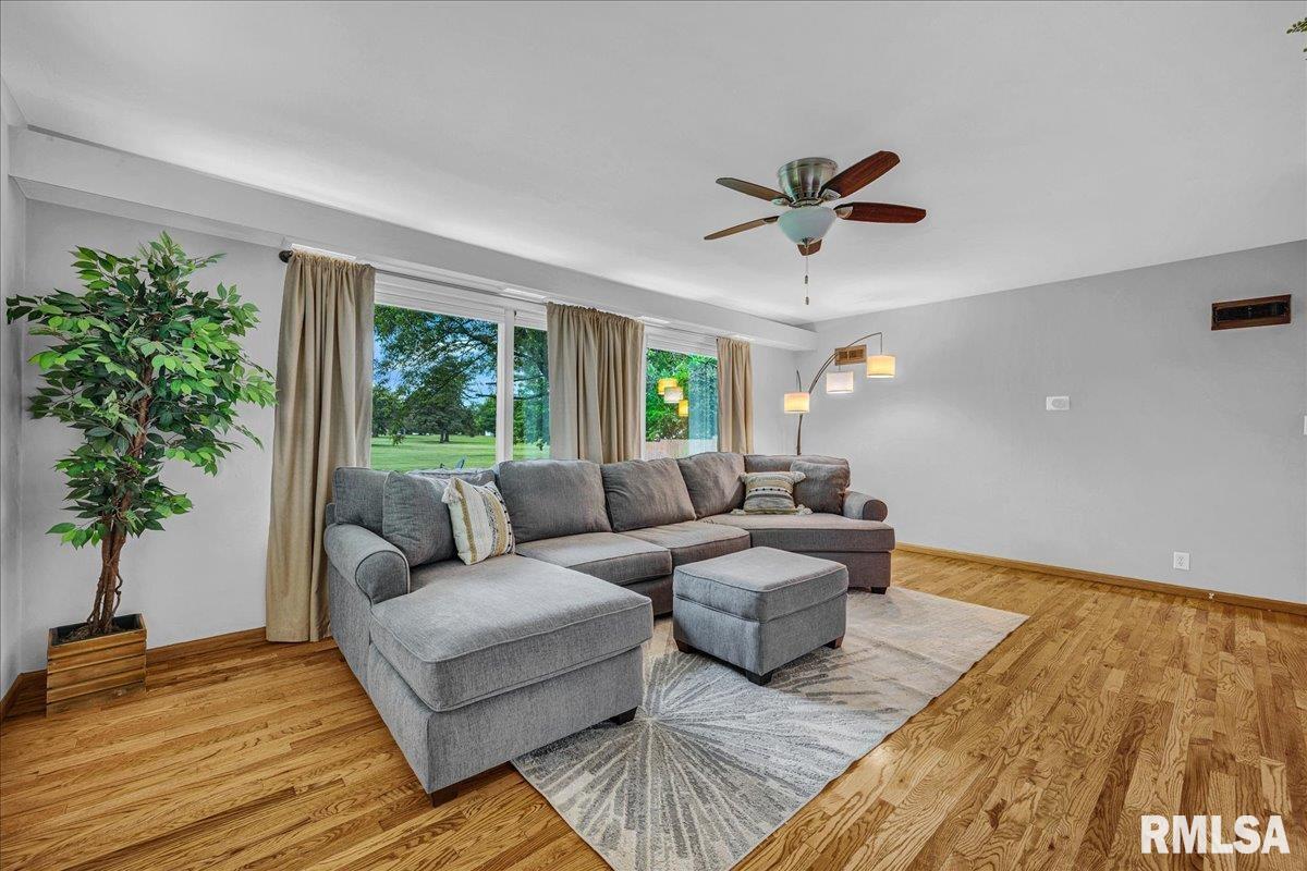 2126 W Edna Court, West Peoria, Illinois image 8