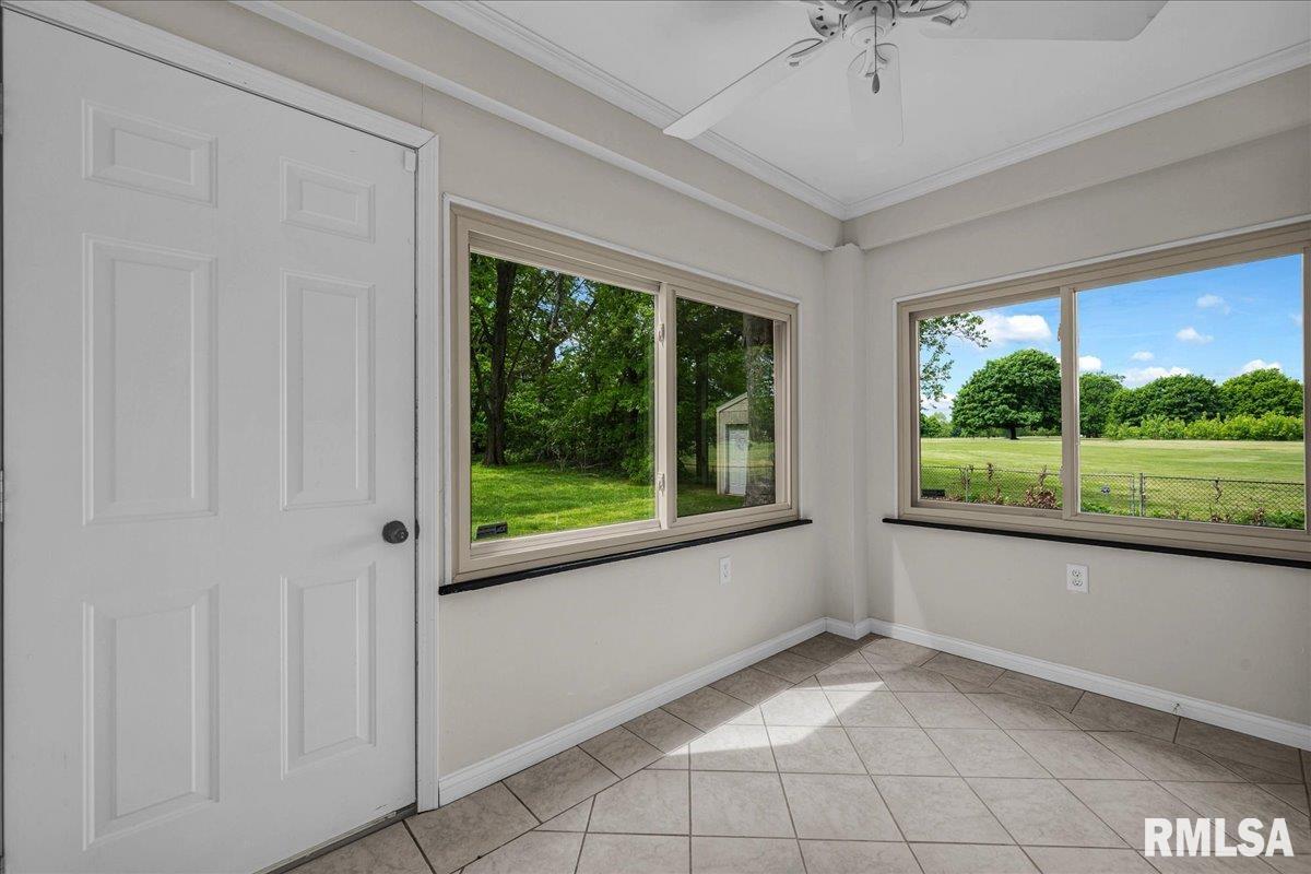 2126 W Edna Court, West Peoria, Illinois image 14
