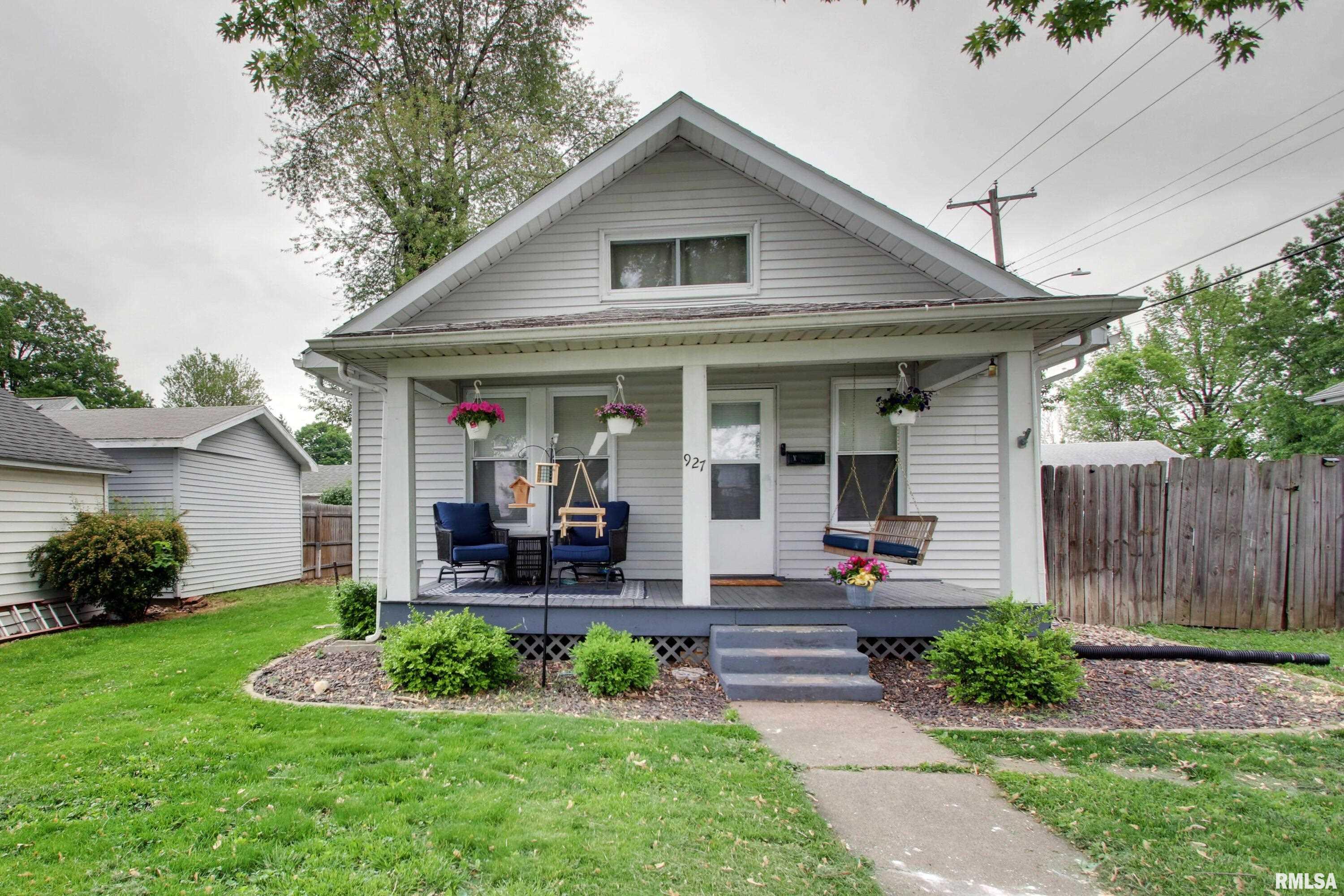 927 S 22nd Street, Quincy, Illinois image 1