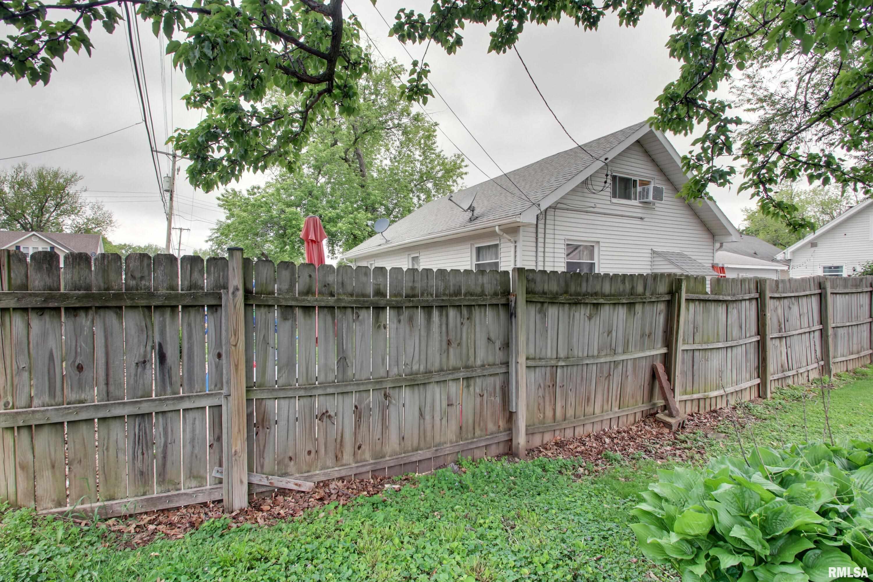 927 S 22nd Street, Quincy, Illinois image 18