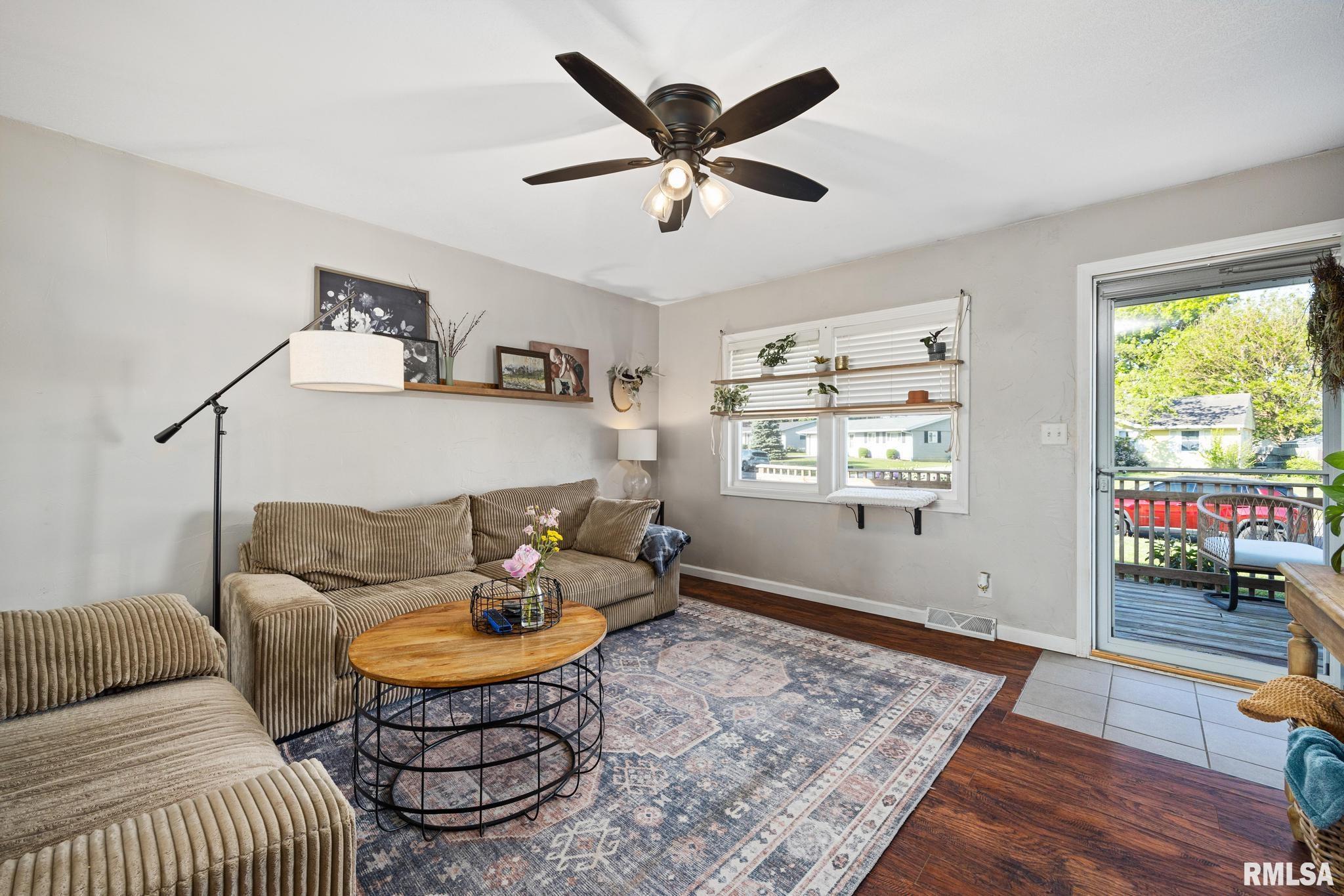 203 S Meadowview Lane, Washington, Illinois image 6