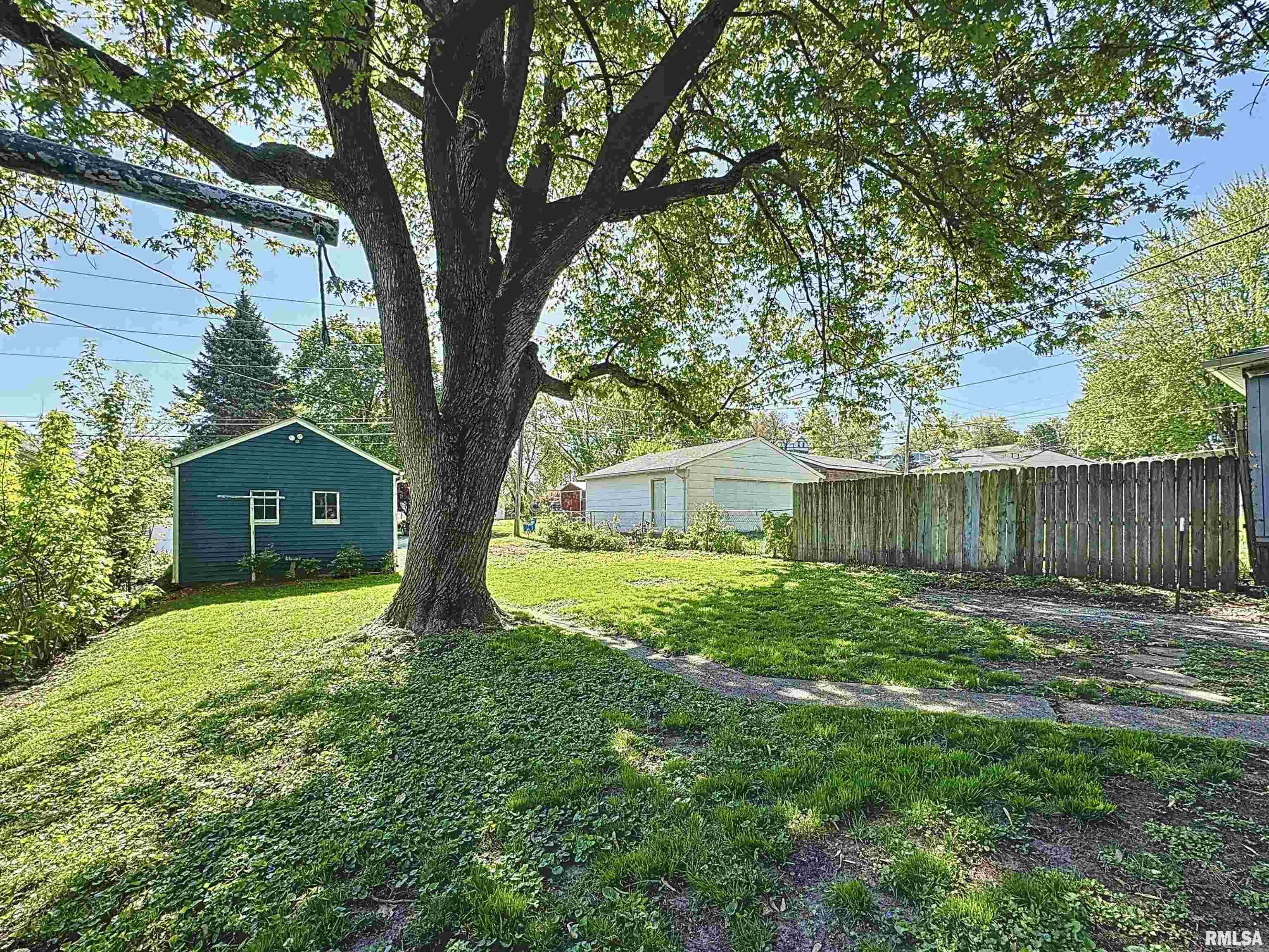 137 15th Street, Silvis, Illinois image 35