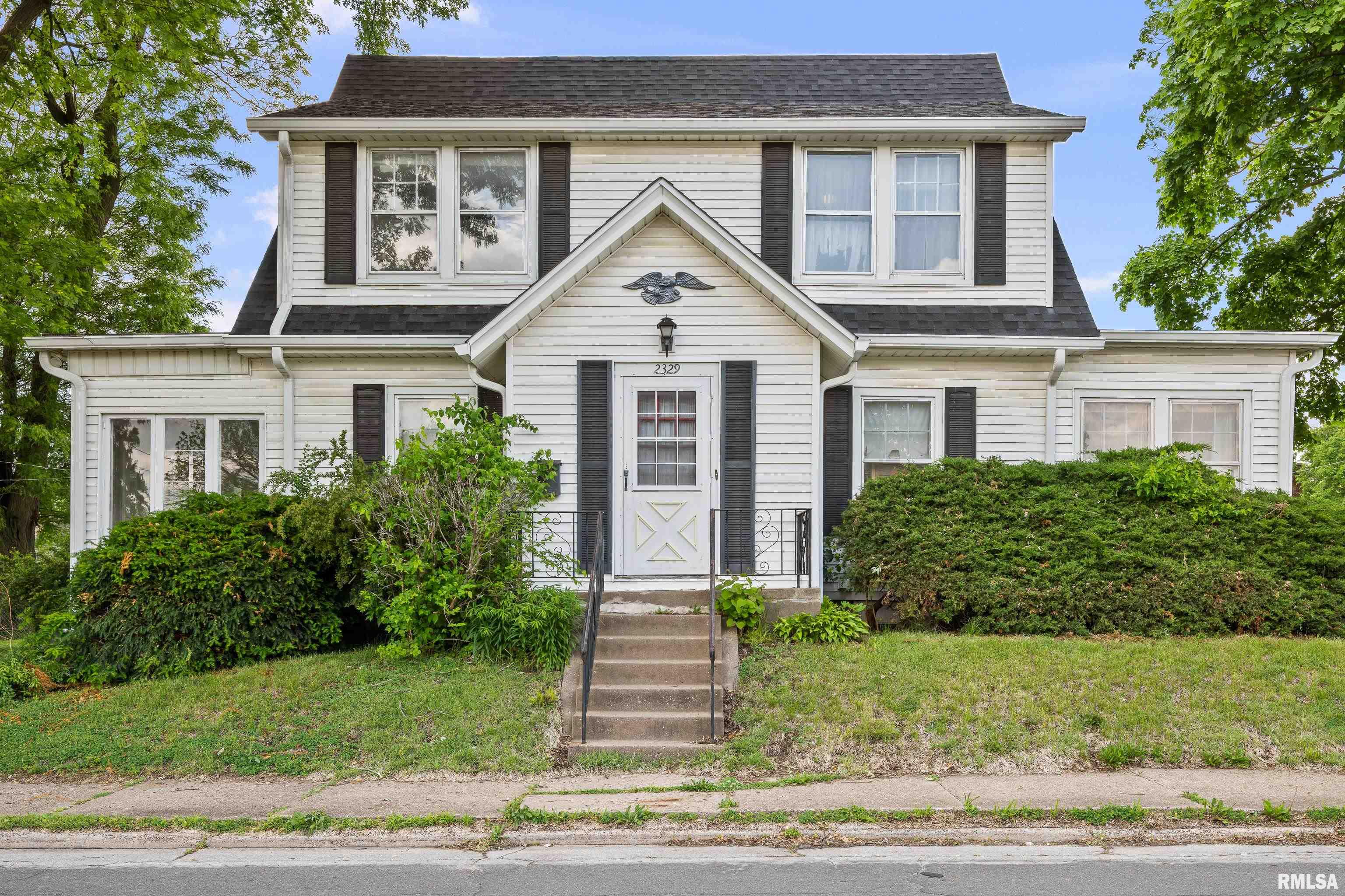 2329 20 1/2 Avenue, Rock Island, Illinois image 1