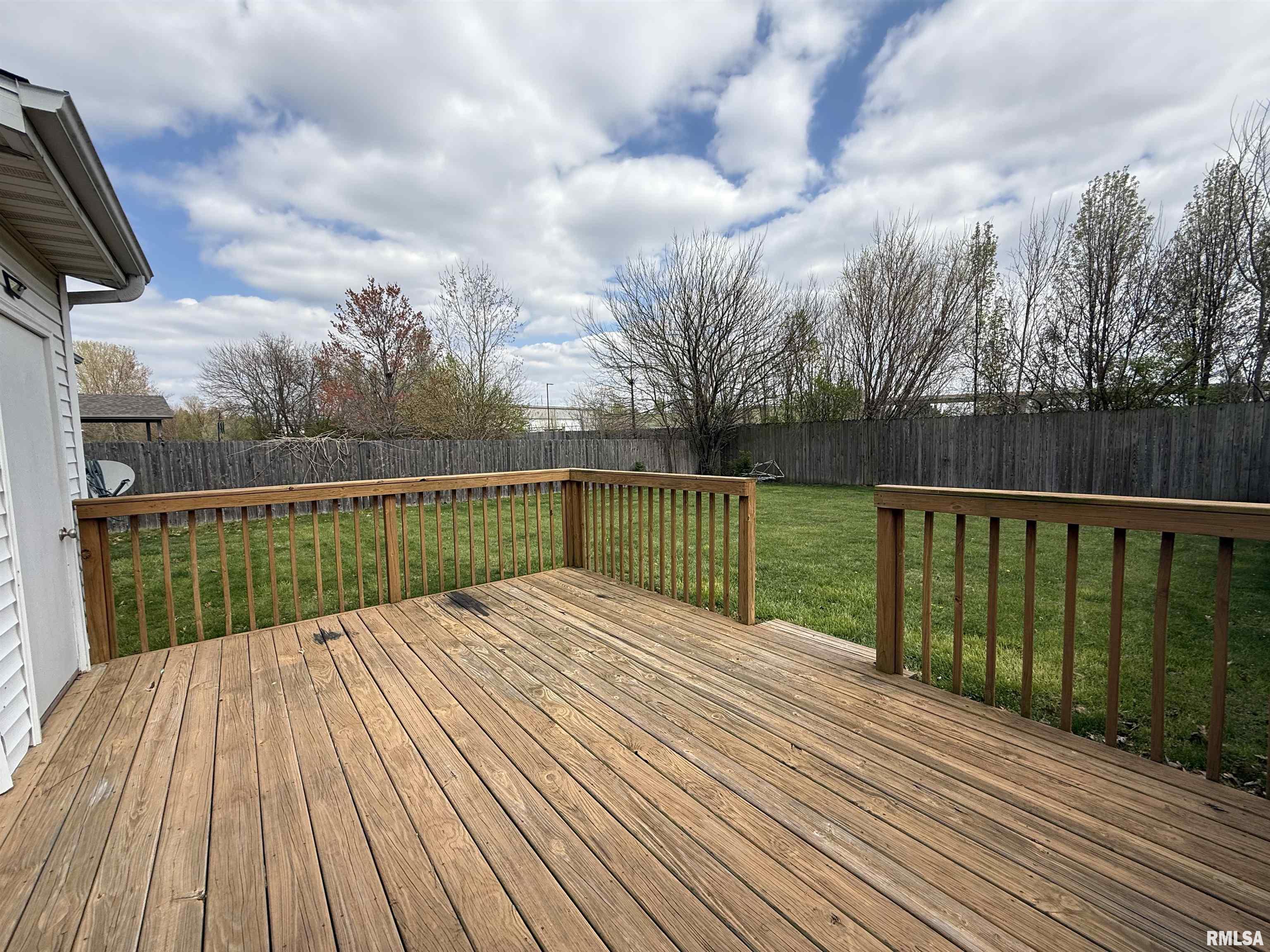 3900 Brandonshire Drive, Springfield, Illinois image 15